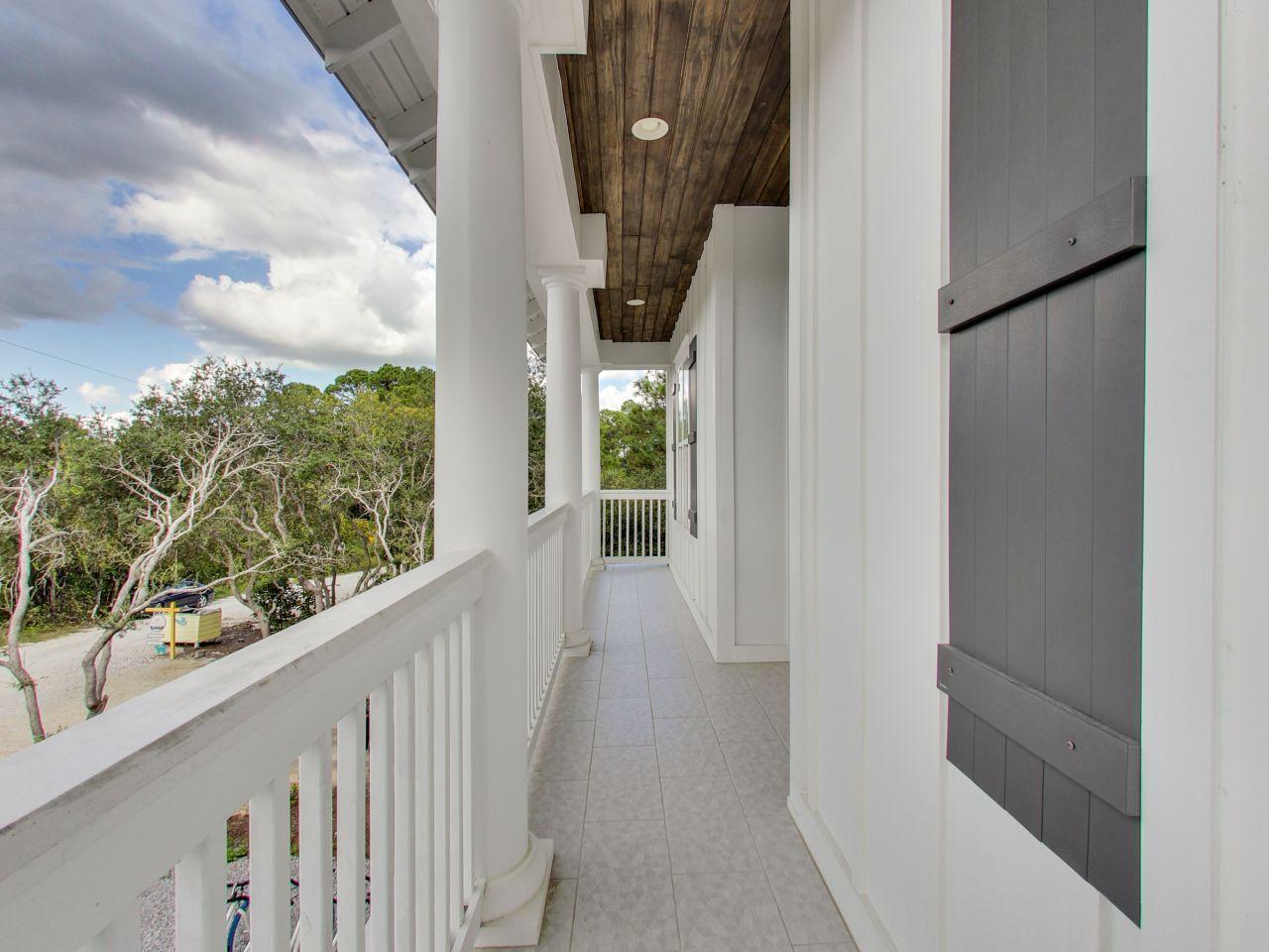 GULF SHORE MANOR - Residential