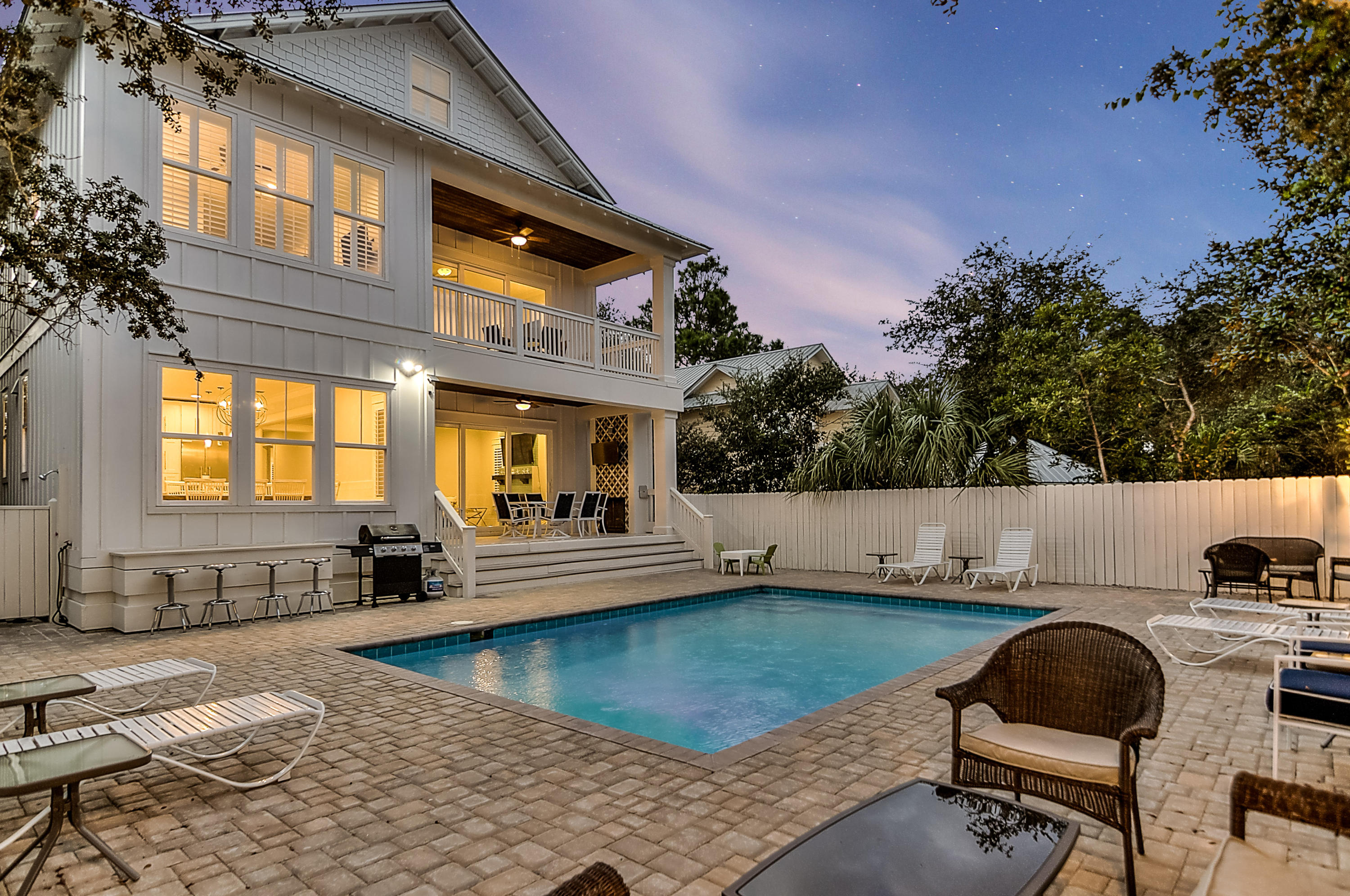 GULF SHORE MANOR - Residential