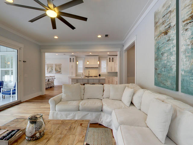 GULF SHORE MANOR - Residential