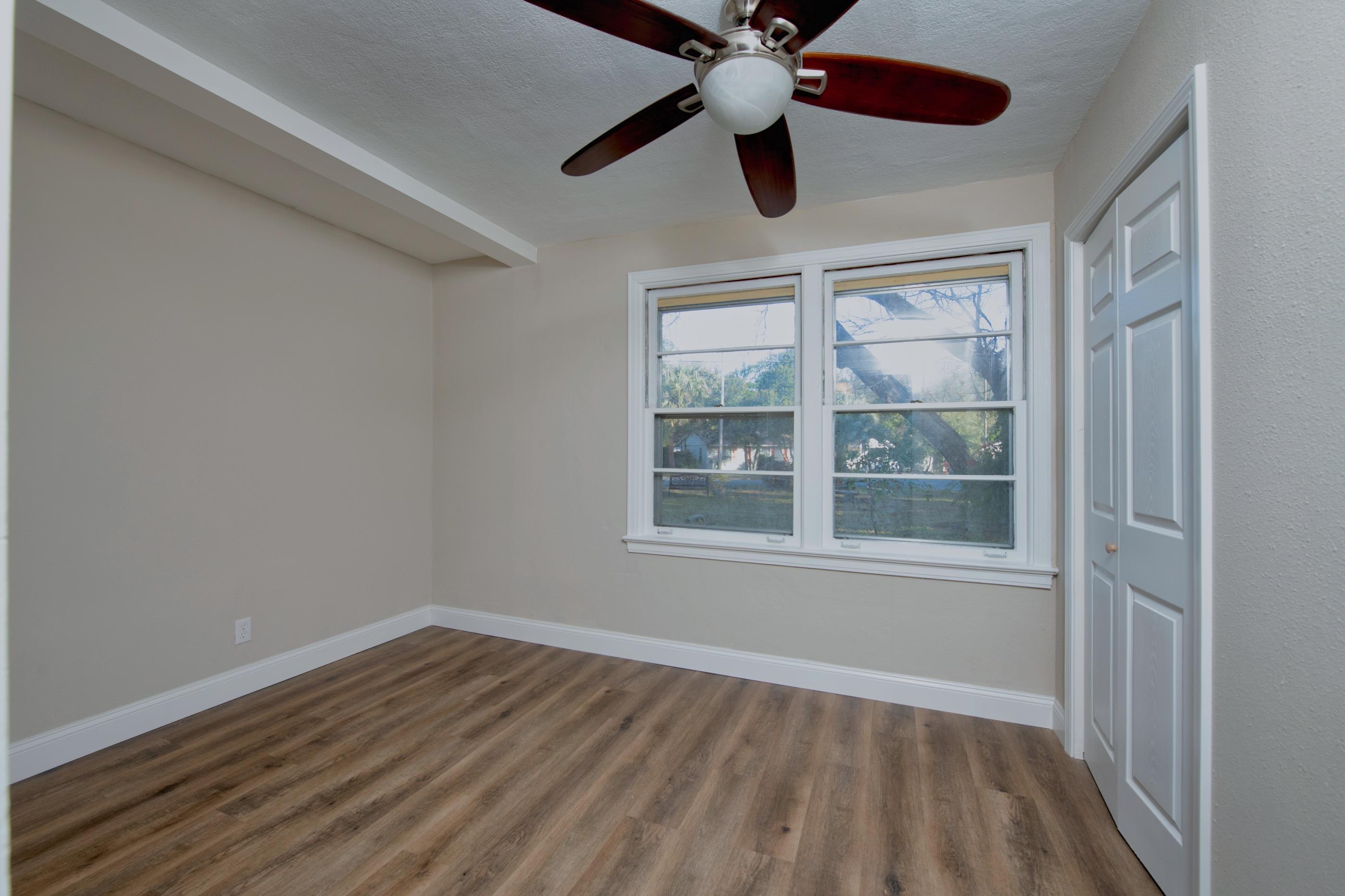 7th Add Elliott Pt - Residential