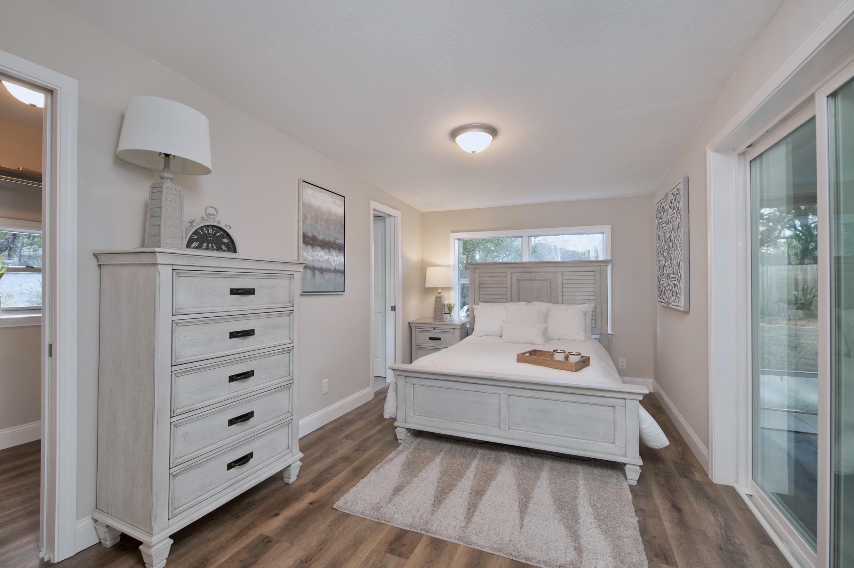 7th Add Elliott Pt - Residential