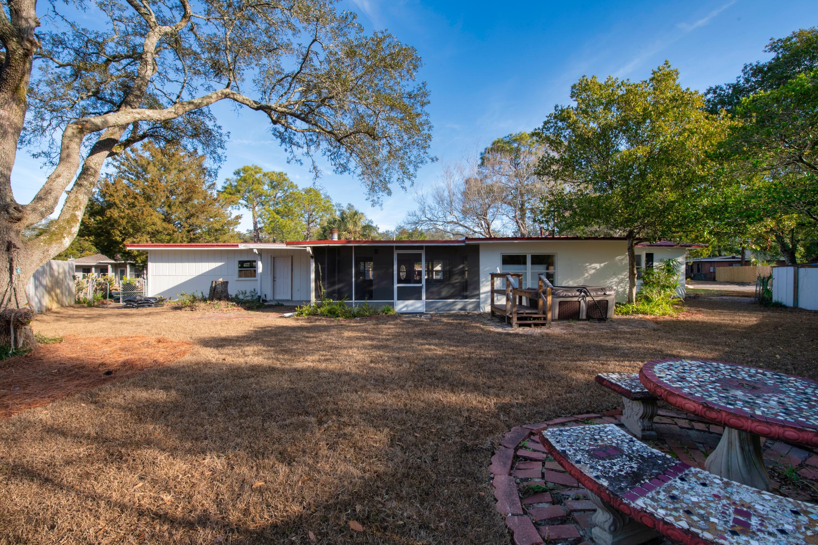 7th Add Elliott Pt - Residential