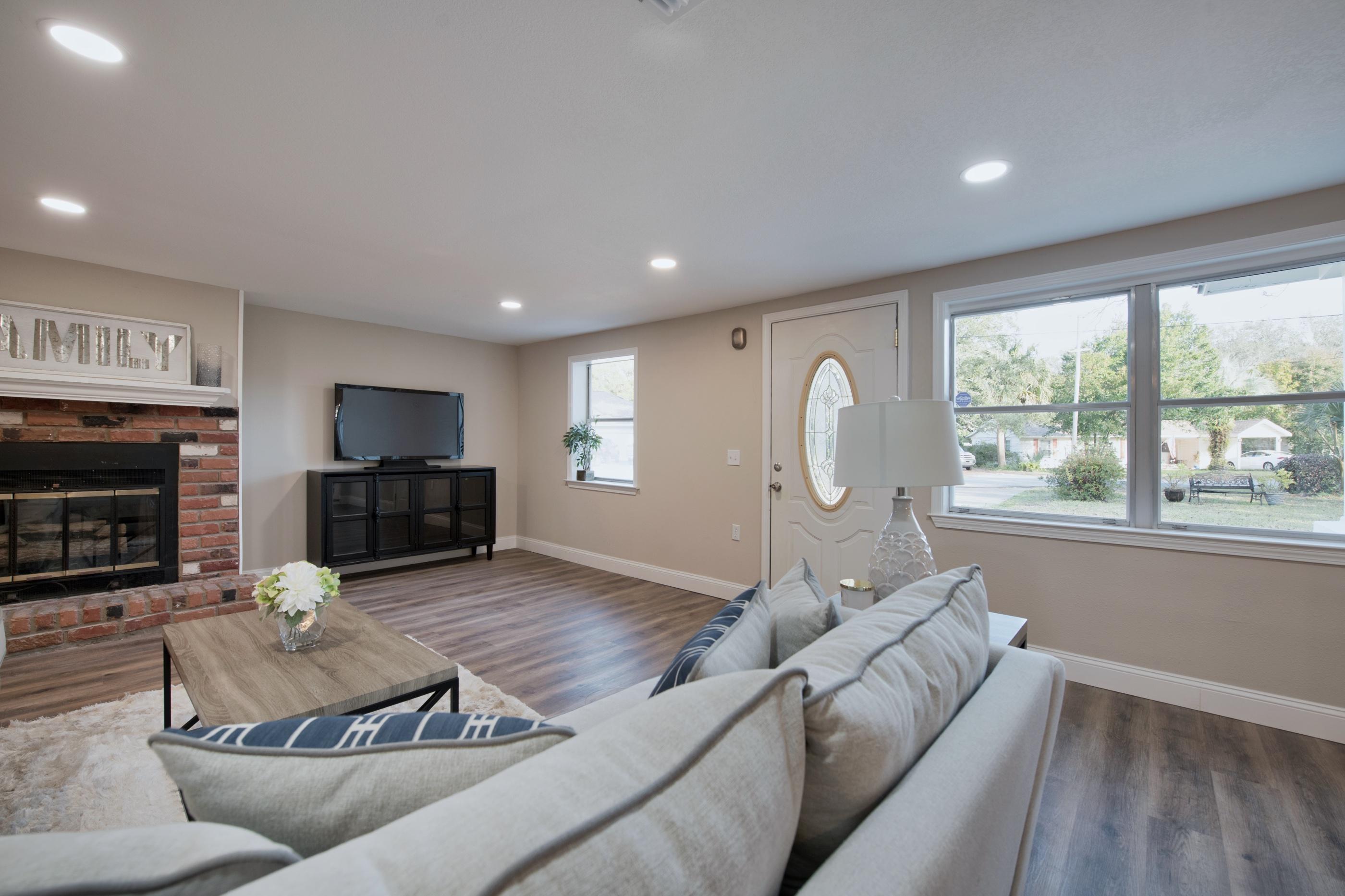 7th Add Elliott Pt - Residential