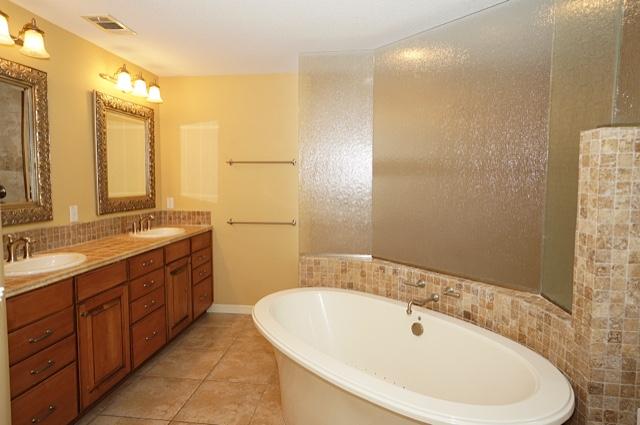 HOLIDAY SHORES ESTATES - Residential