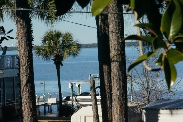 HOLIDAY SHORES ESTATES - Residential