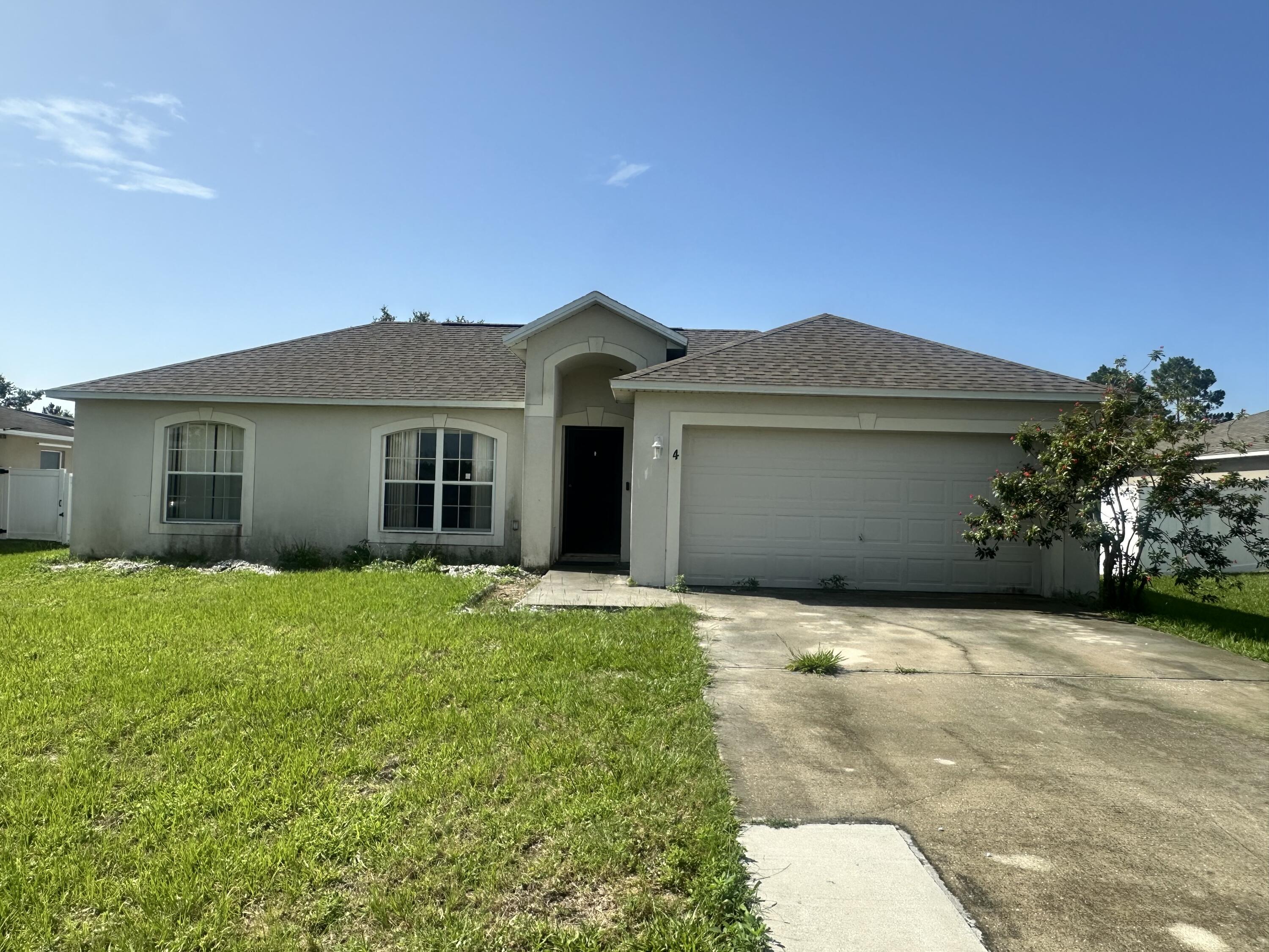 Charming 3-bedroom, 2-bath home with great potential! This property offers a fantastic opportunity for those looking to customize and add their personal touch. Located in a desirable neighborhood, this home is perfect for investors or homeowners ready to make it their own. Don't miss out on this incredible opportunity!