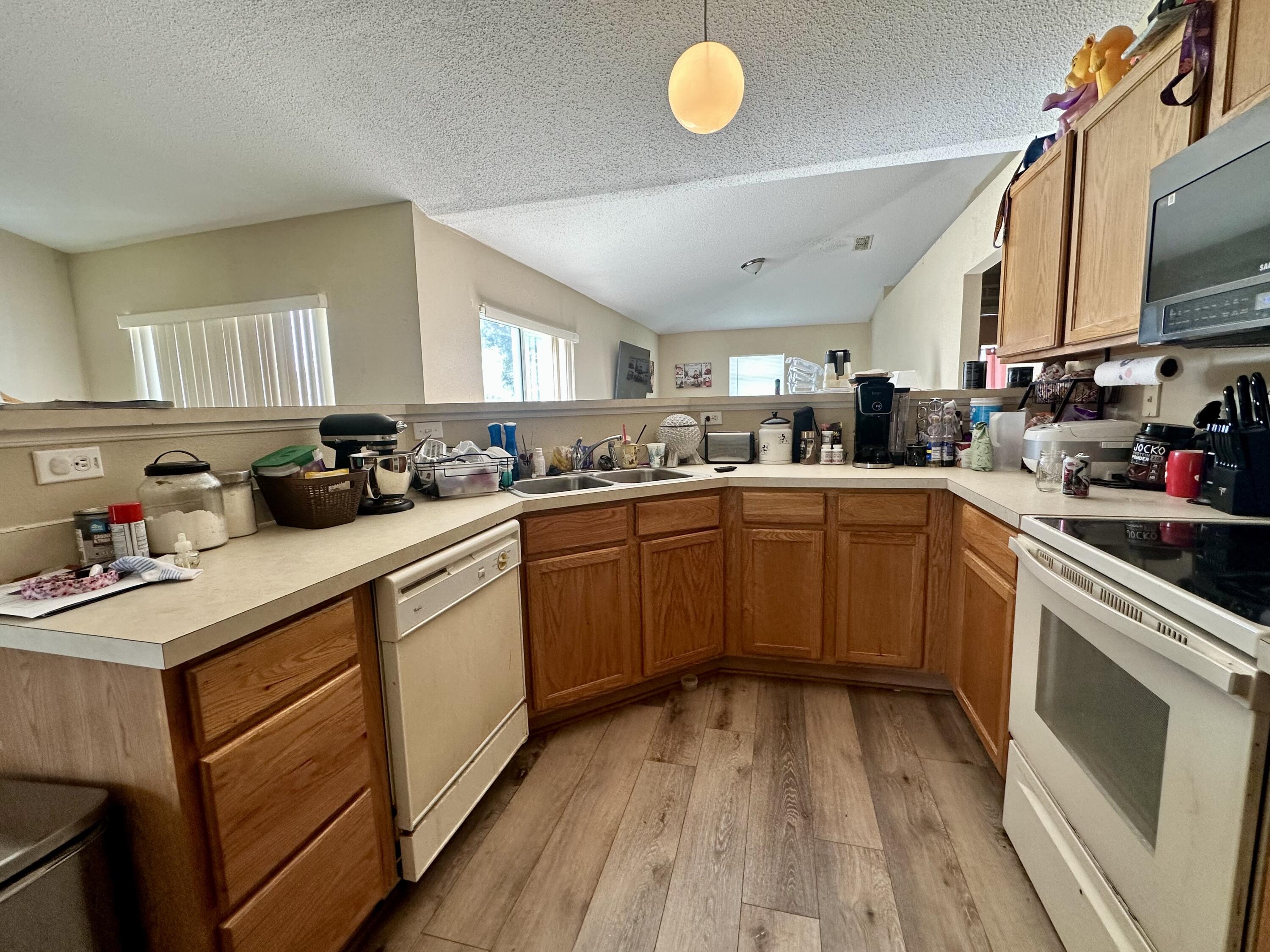 POINCIANA SUB NBRHD 4 VIL 7 - Residential