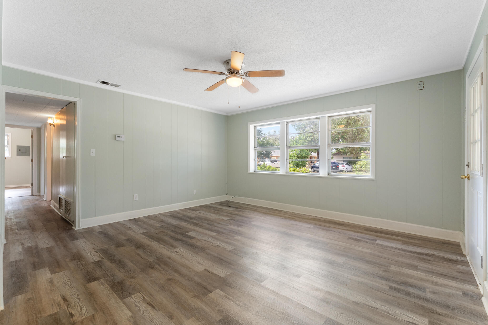 SEABREEZE - Residential