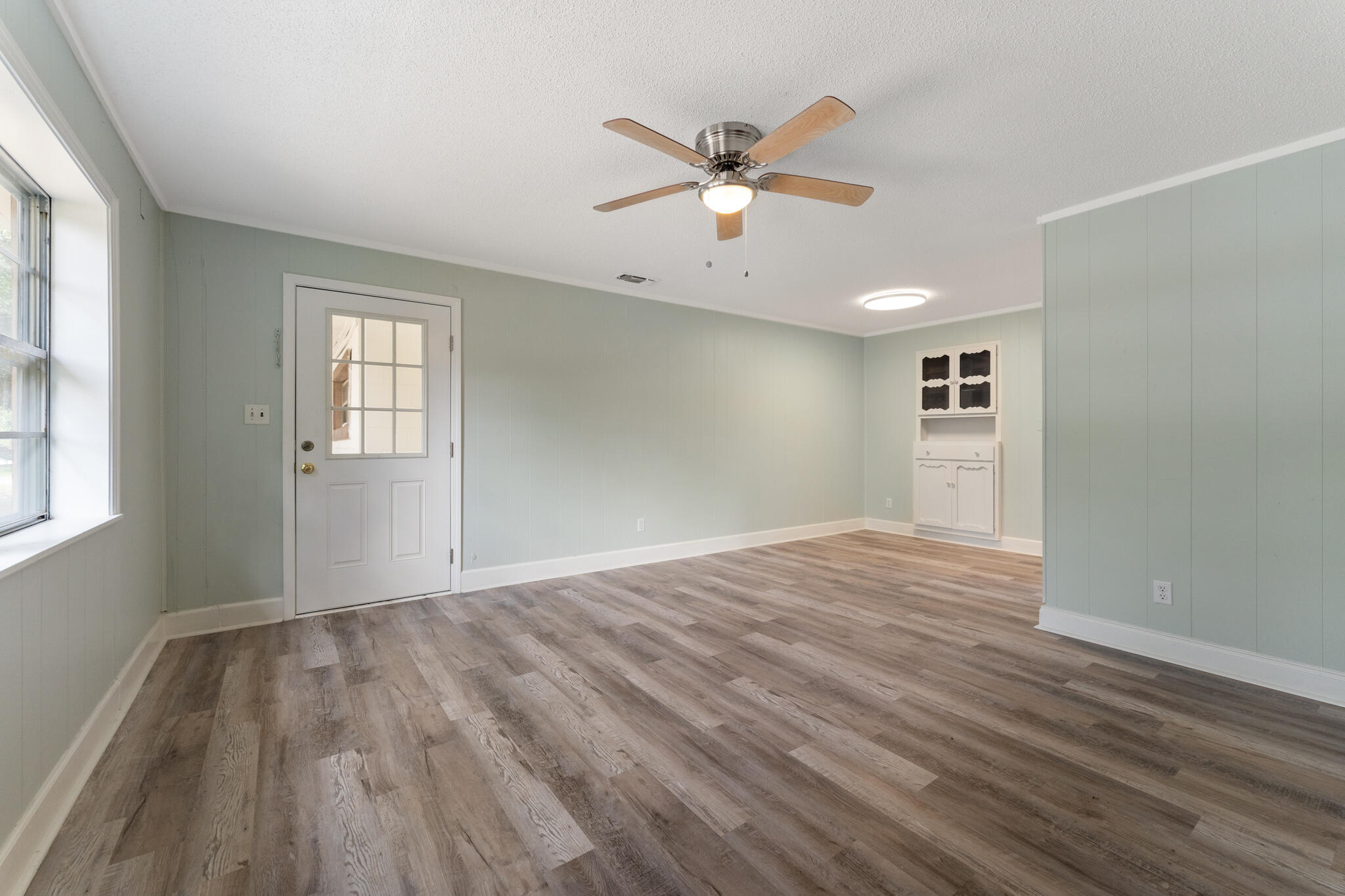 SEABREEZE - Residential