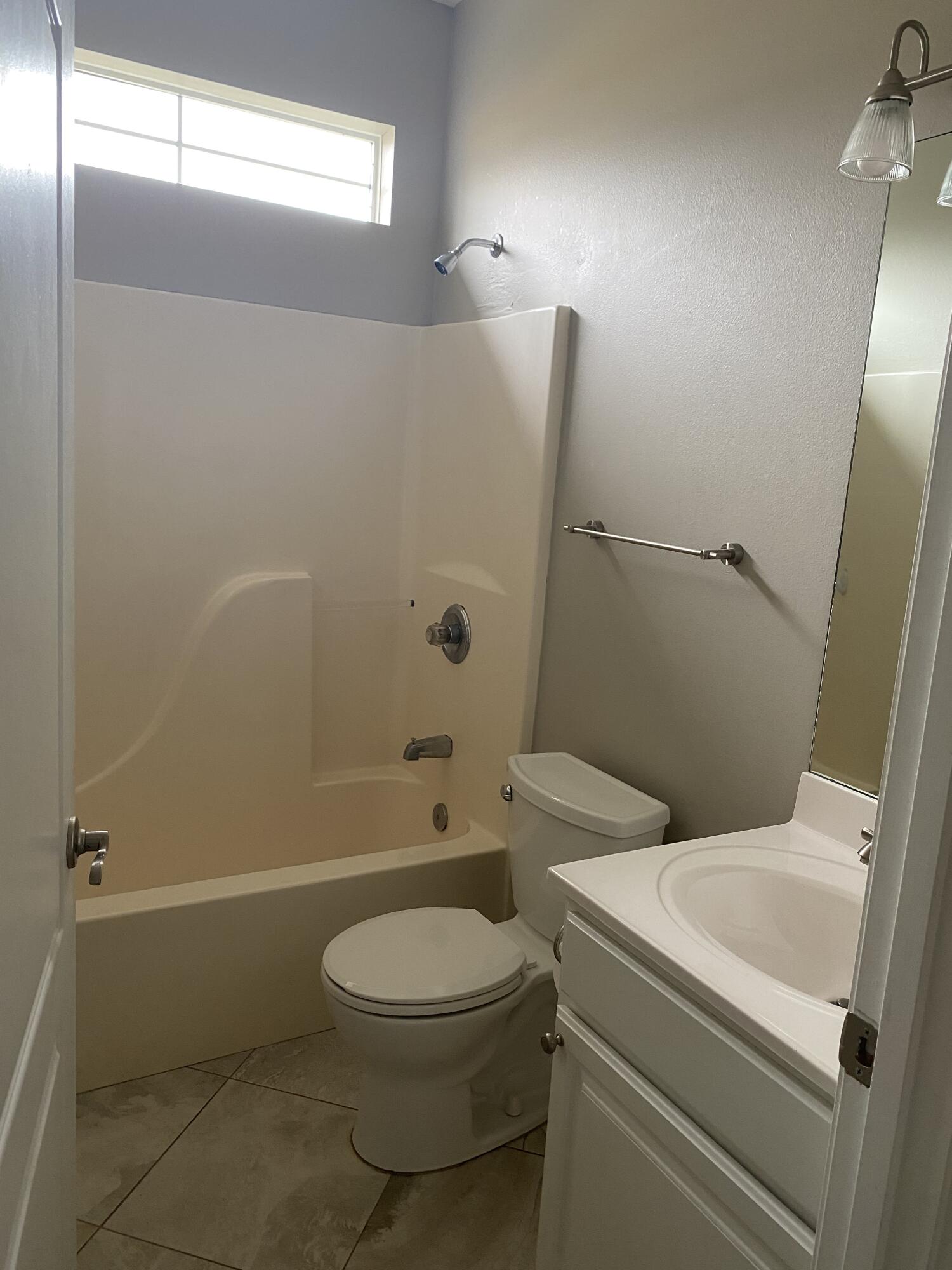 EMERALD HEIGHTS S/D - Residential Lease