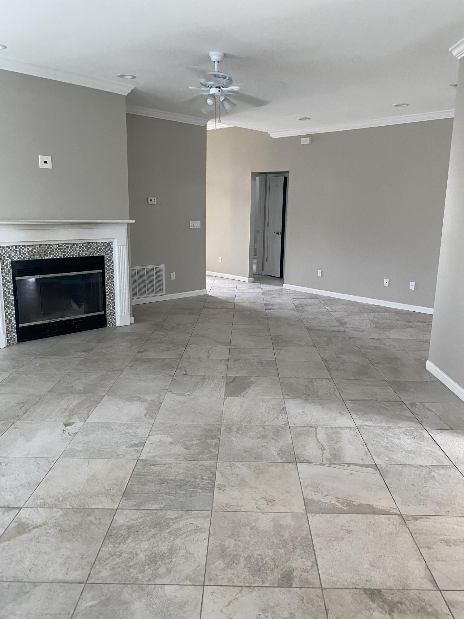 EMERALD HEIGHTS S/D - Residential Lease