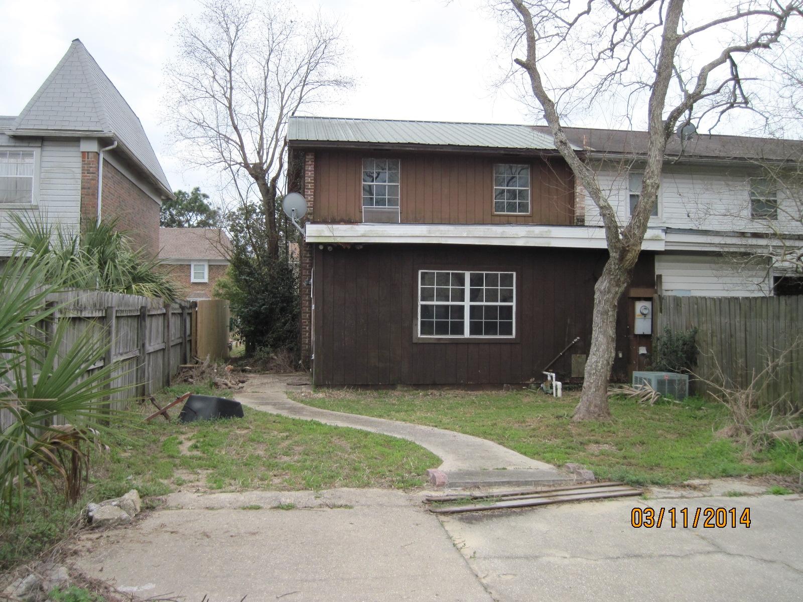 VALENCIA ARMS - Residential