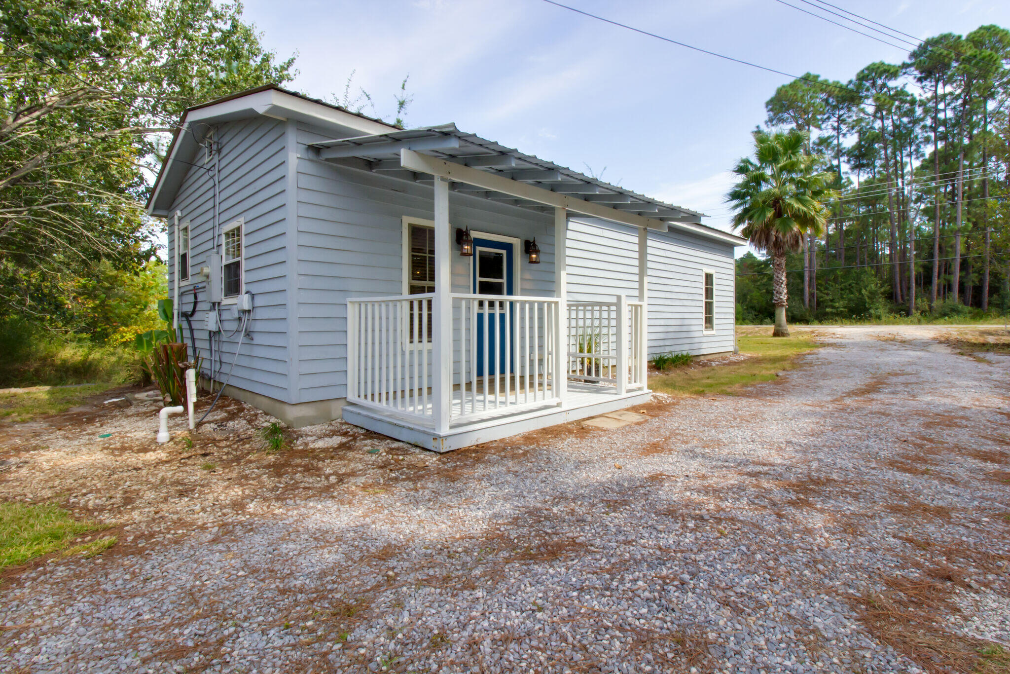 LAGNIAPPE BEACH - Residential Lease