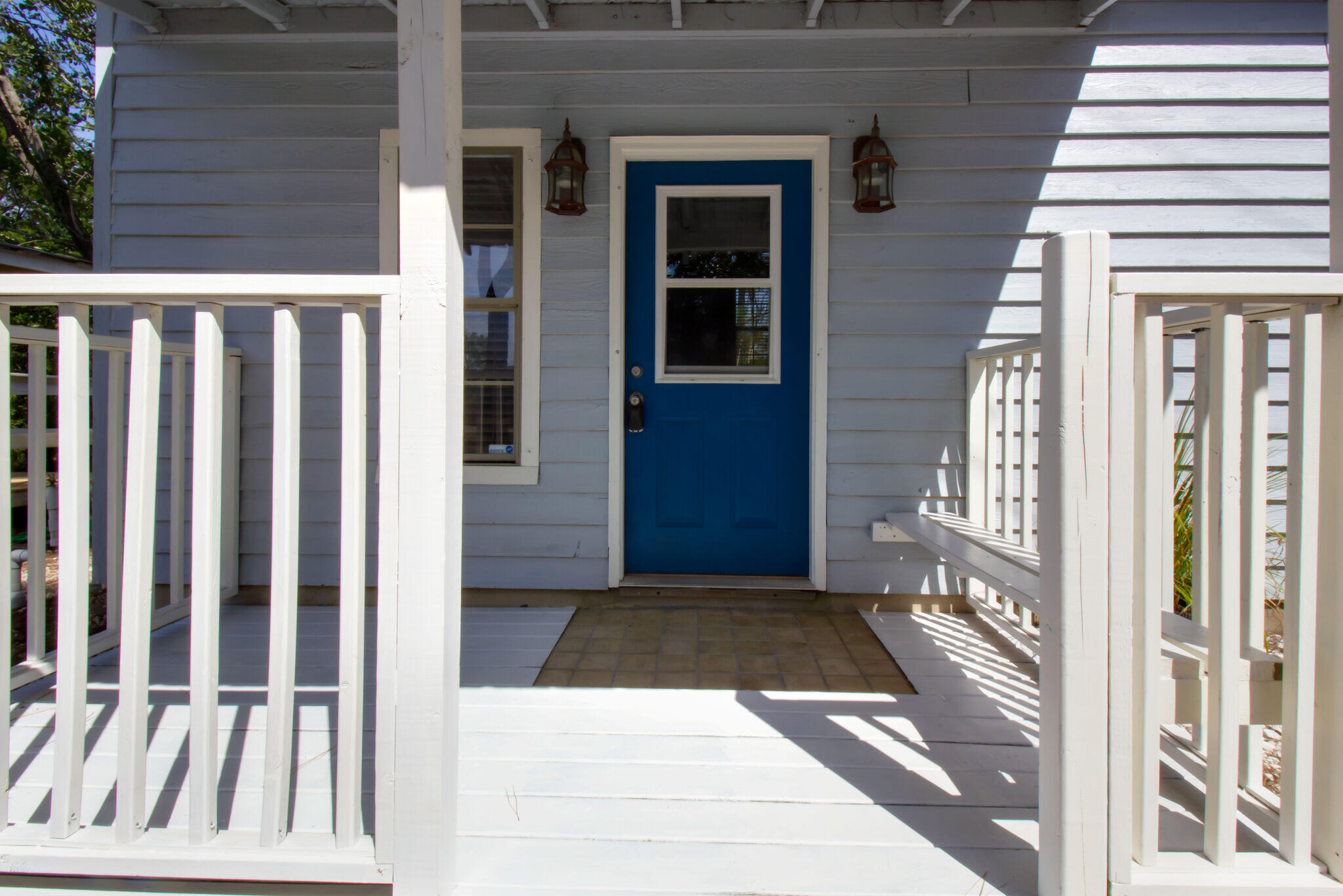 LAGNIAPPE BEACH - Residential Lease