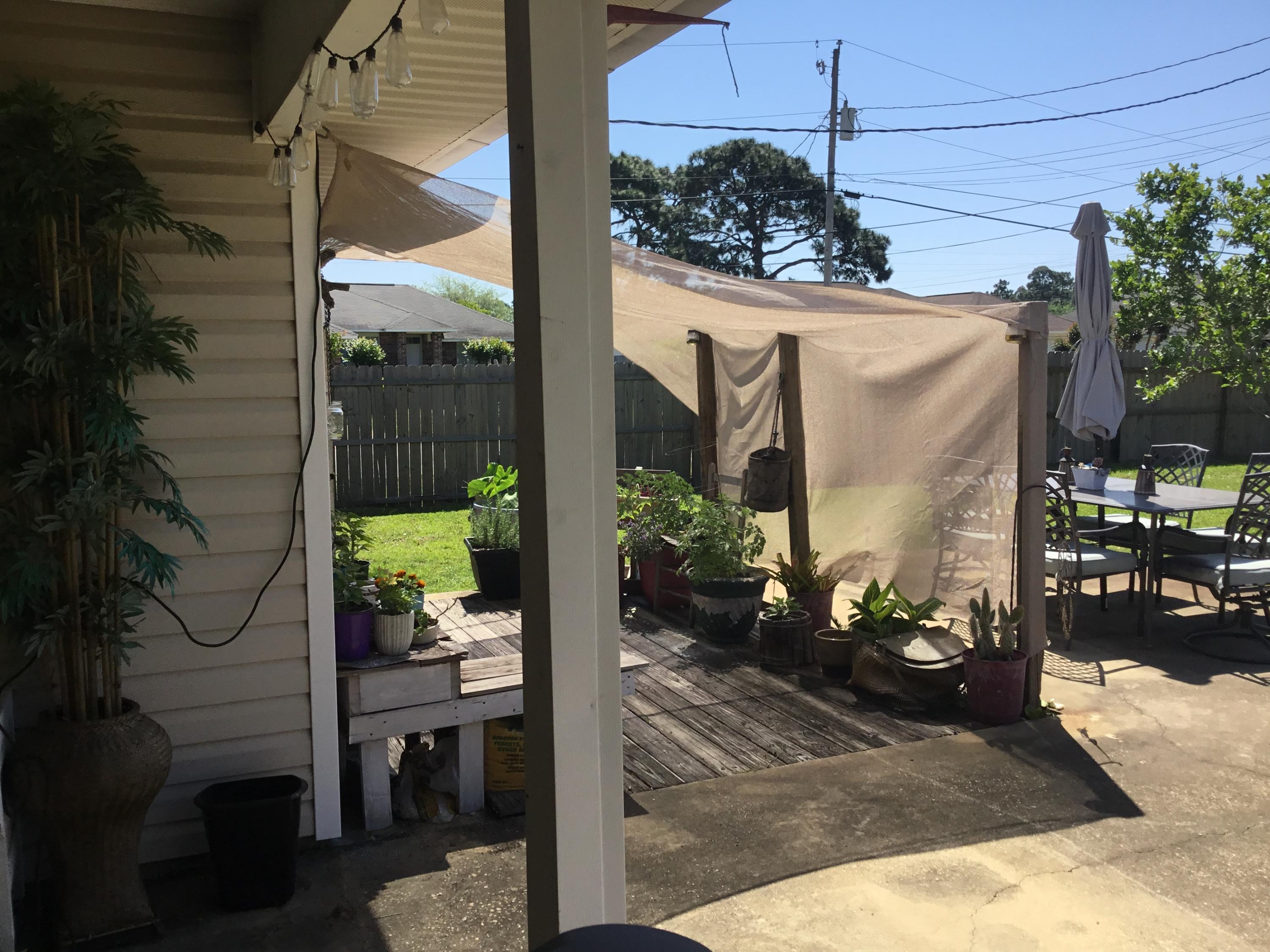 ROSS CROSSING - Residential