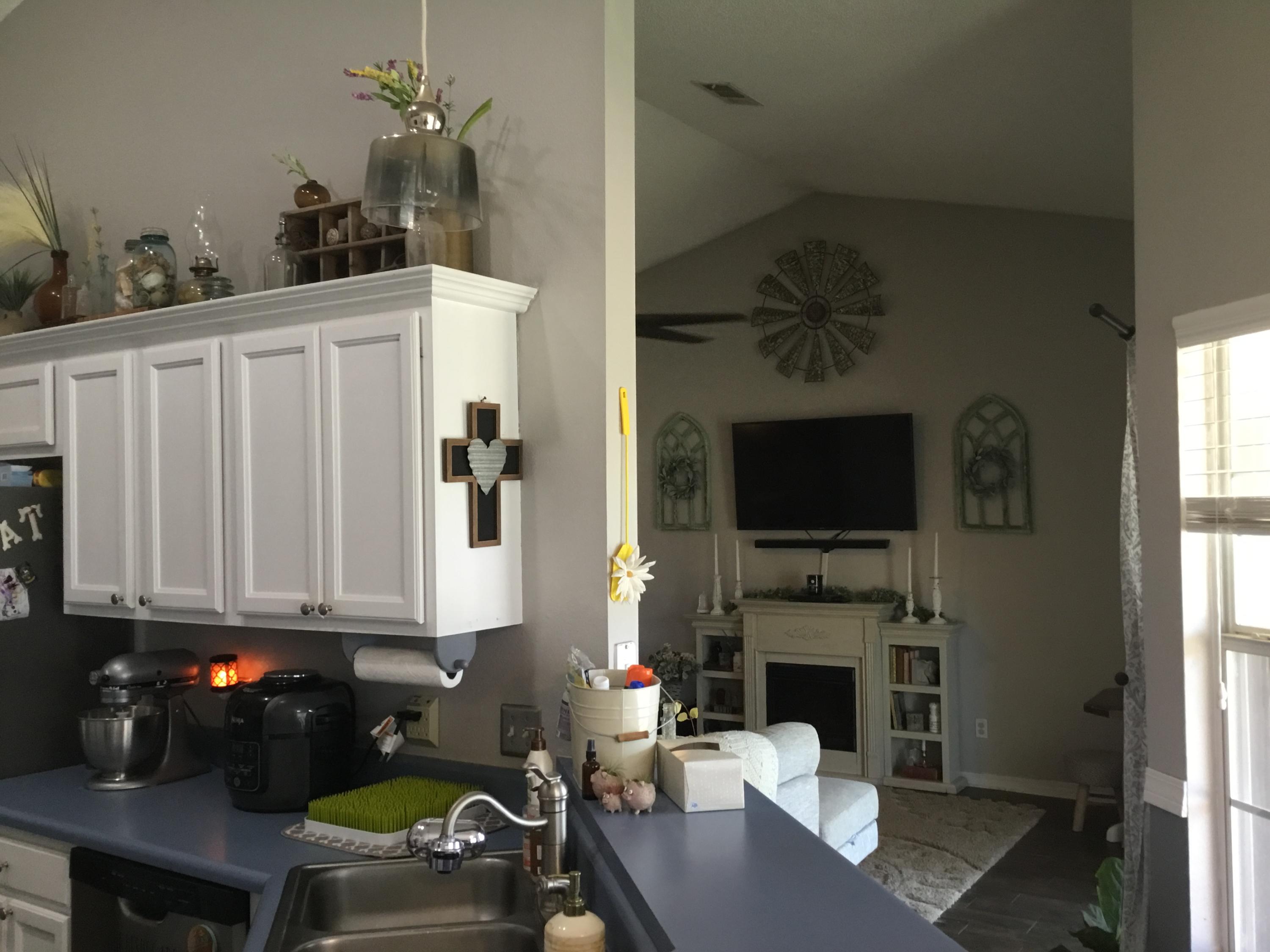 ROSS CROSSING - Residential