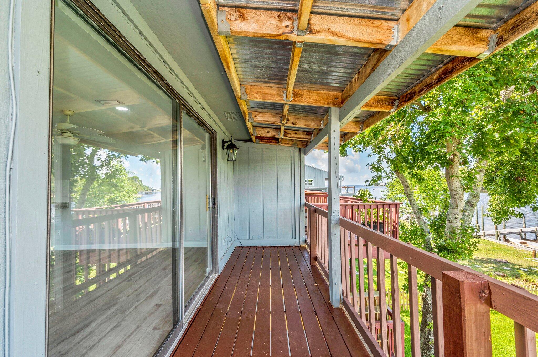 SWIFT BAYOU T/H - Residential Lease