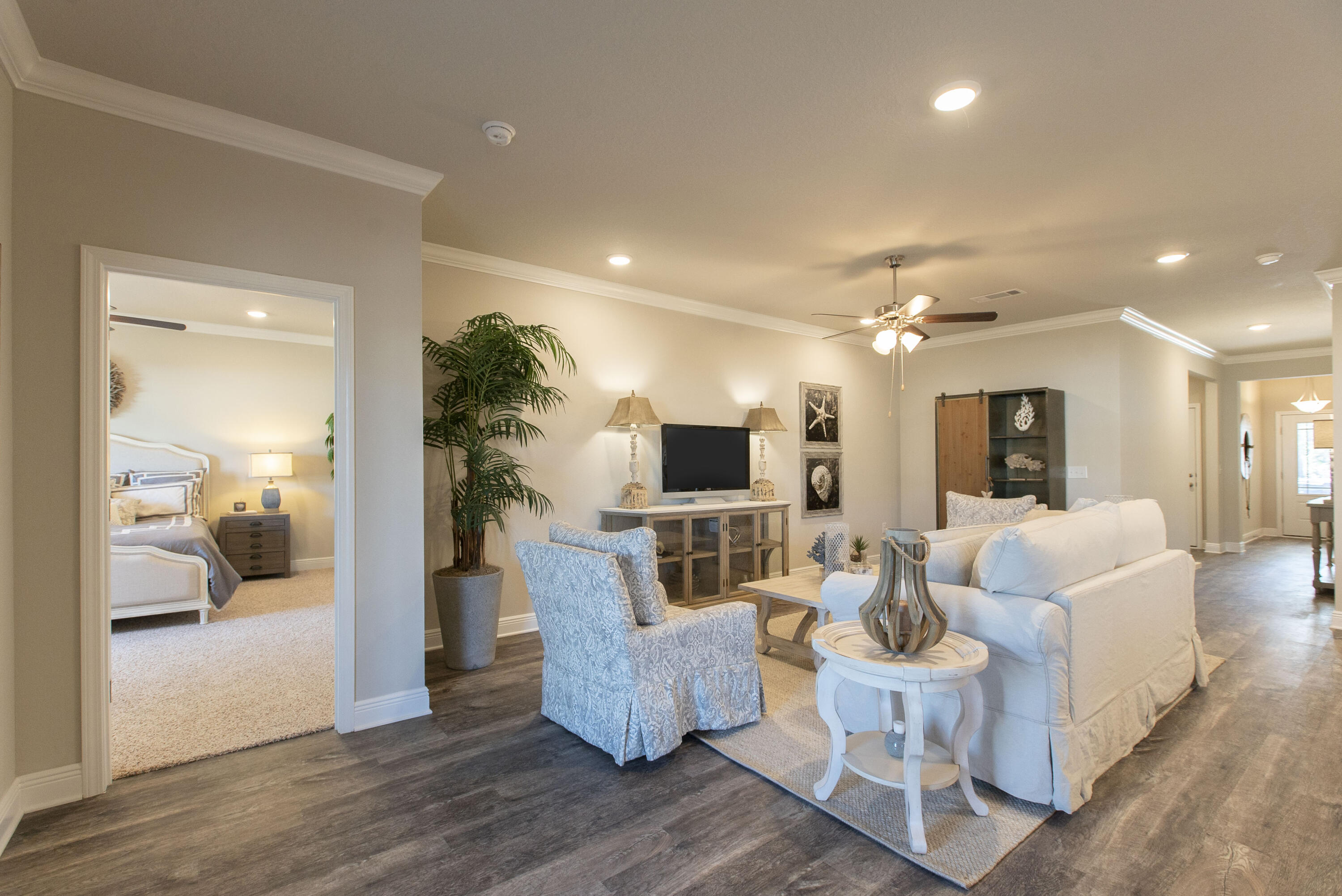 Hammock Oaks Estates - Residential