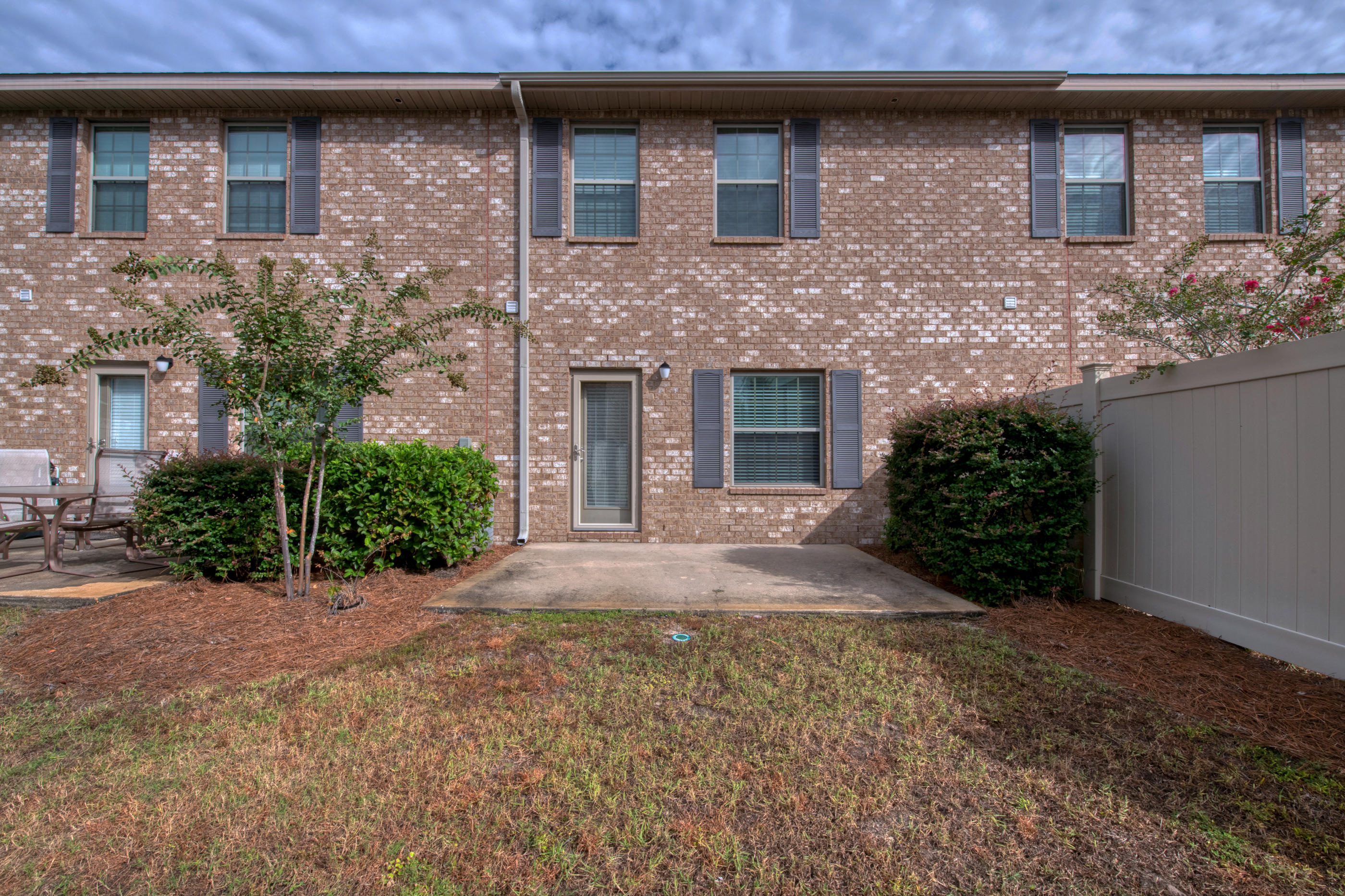 RESERVE POINTE - Residential