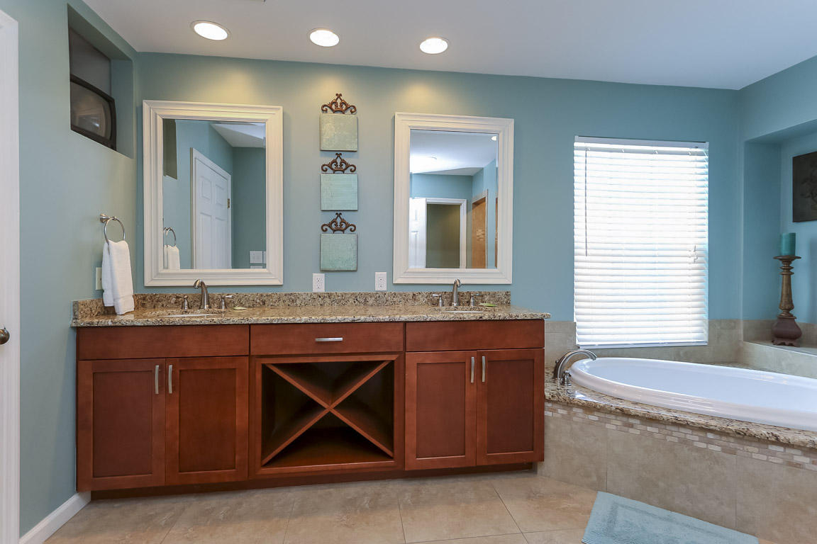 PORT OF CALL - Residential