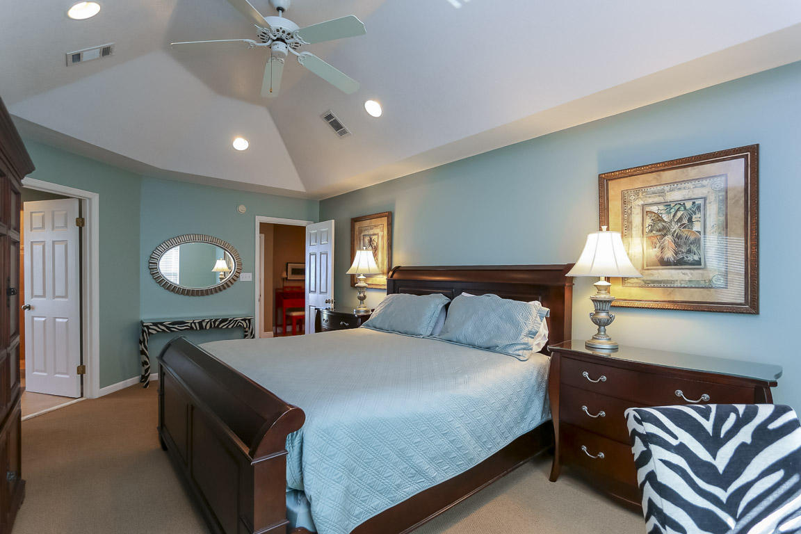 PORT OF CALL - Residential