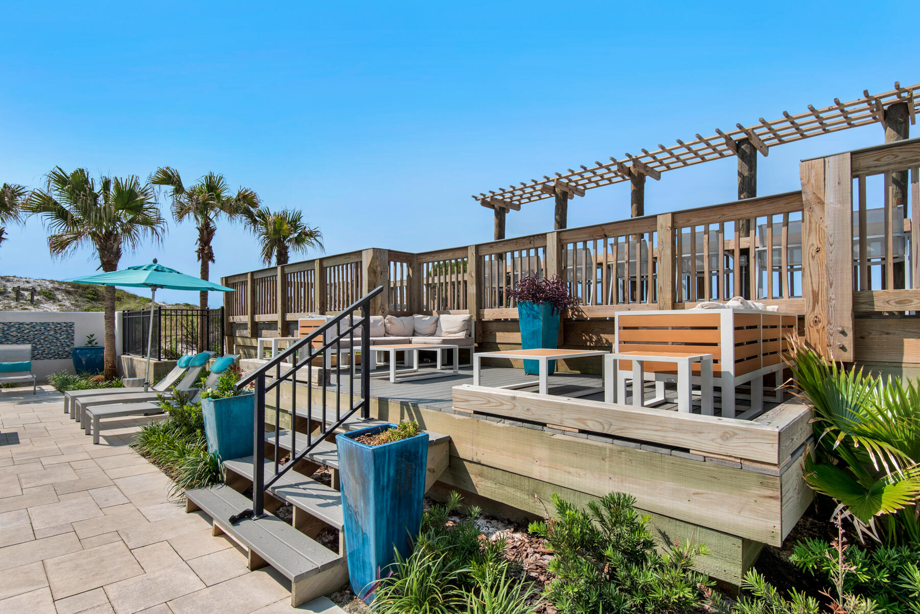 BEACHSIDE I CONDO - Residential