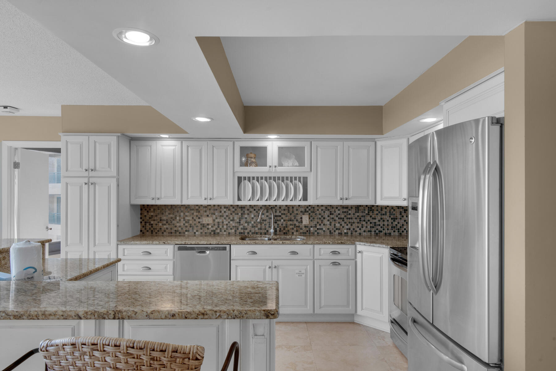 BEACHSIDE I CONDO - Residential