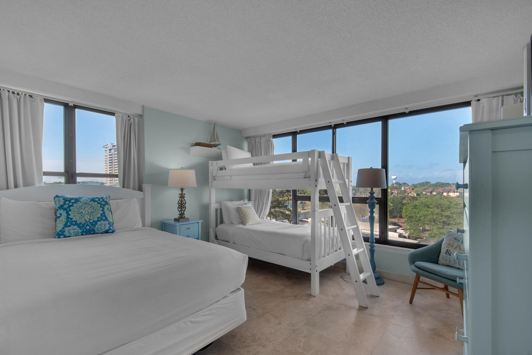 BEACHSIDE I CONDO - Residential