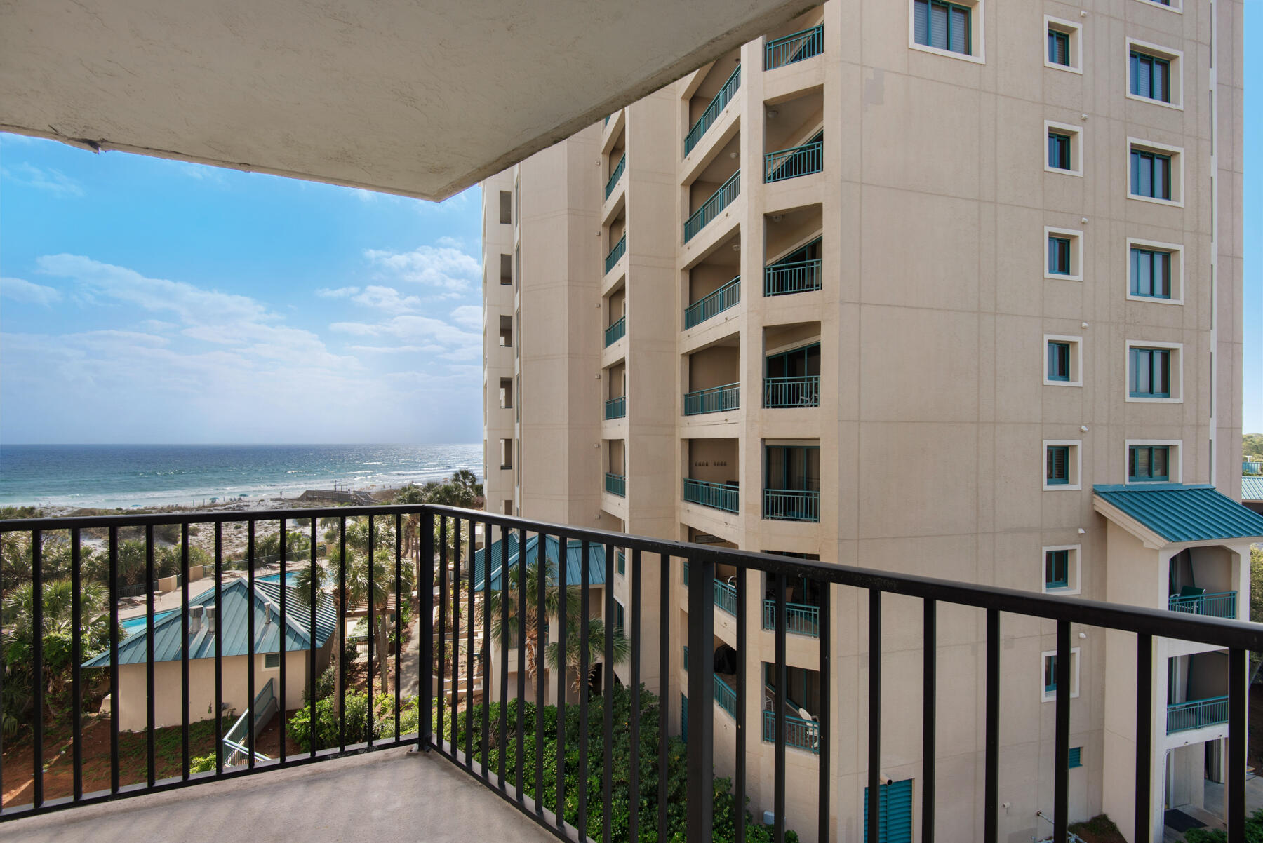 BEACHSIDE I CONDO - Residential