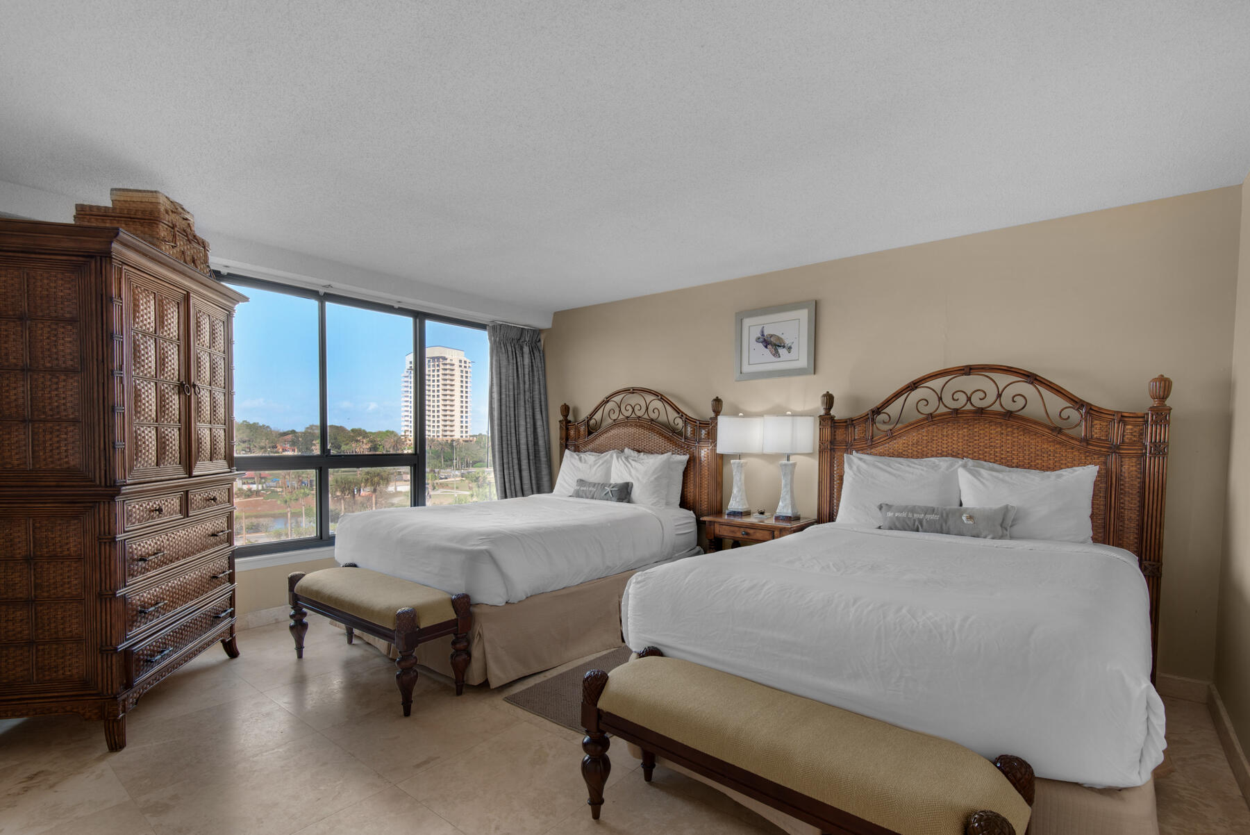 BEACHSIDE I CONDO - Residential