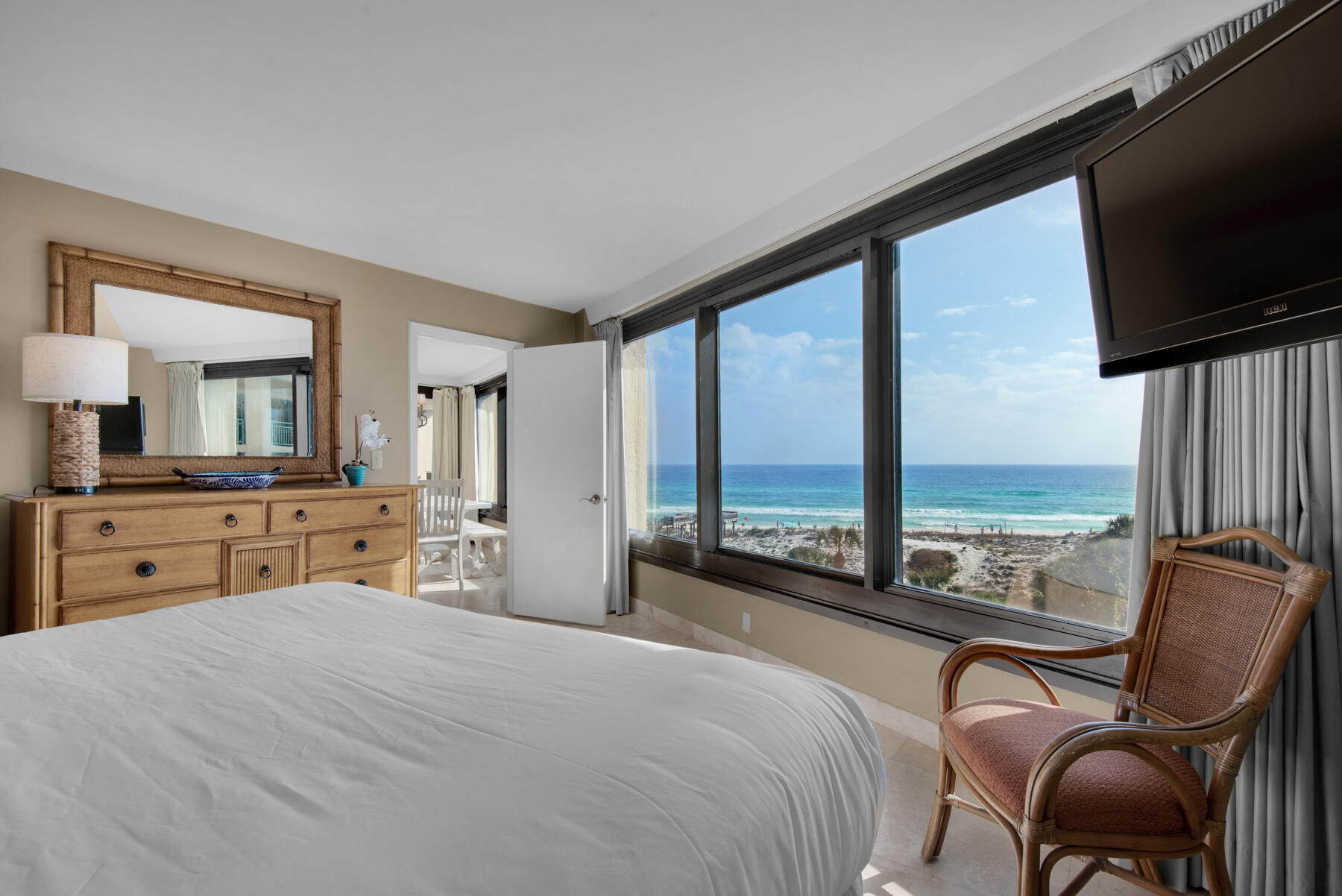 BEACHSIDE I CONDO - Residential