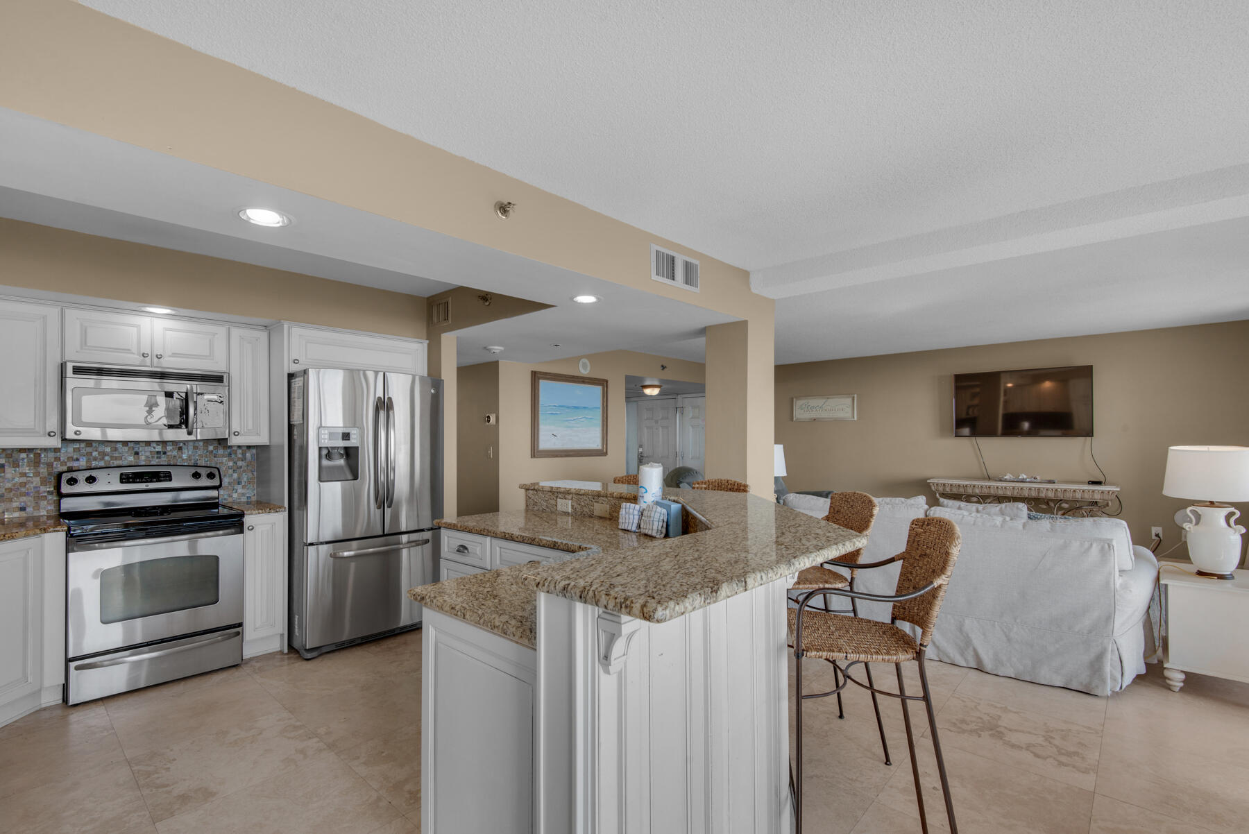 BEACHSIDE I CONDO - Residential