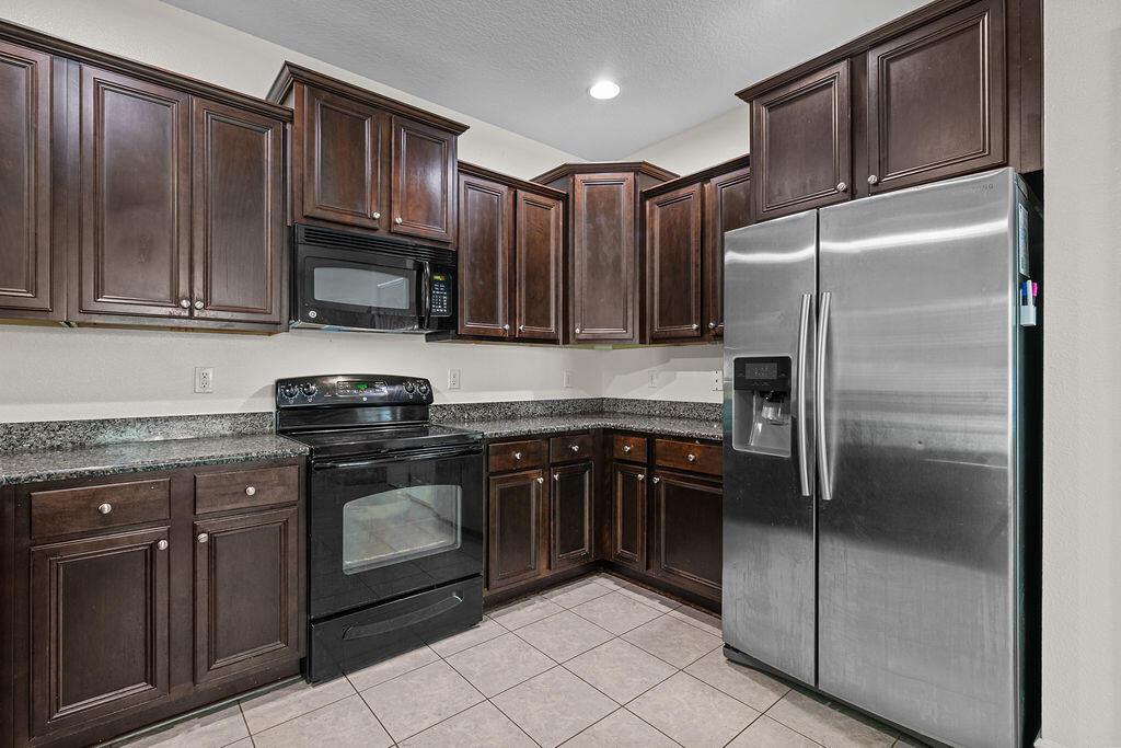 FOX VALLEY PH 3-A - Residential