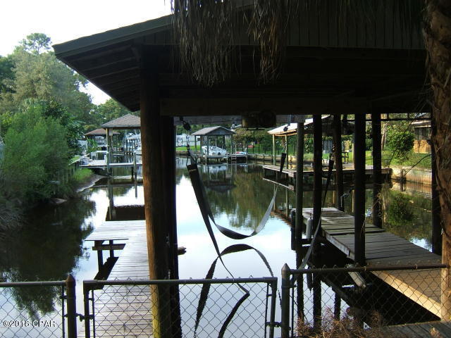 BAYWOOD SHORE ESTATES - Residential