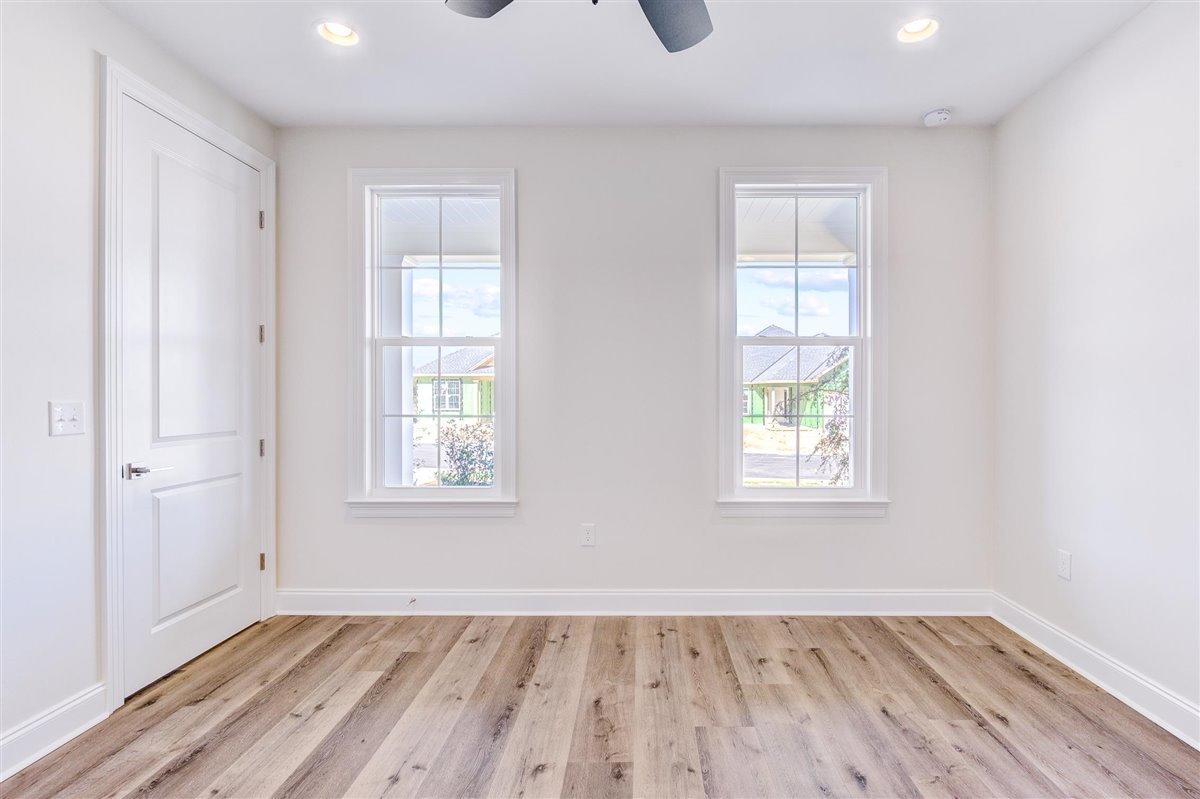 RAIDERS LANDING PH 1 - Residential