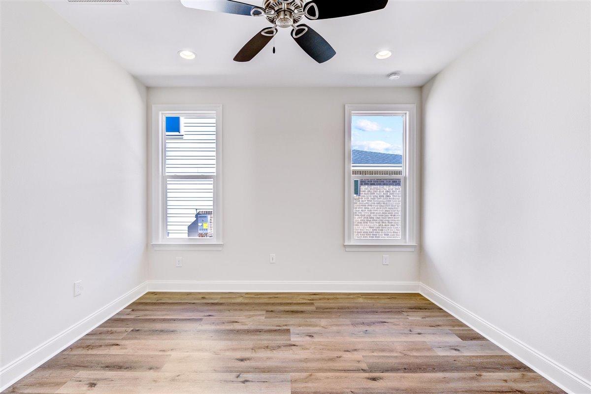 RAIDERS LANDING PH 1 - Residential