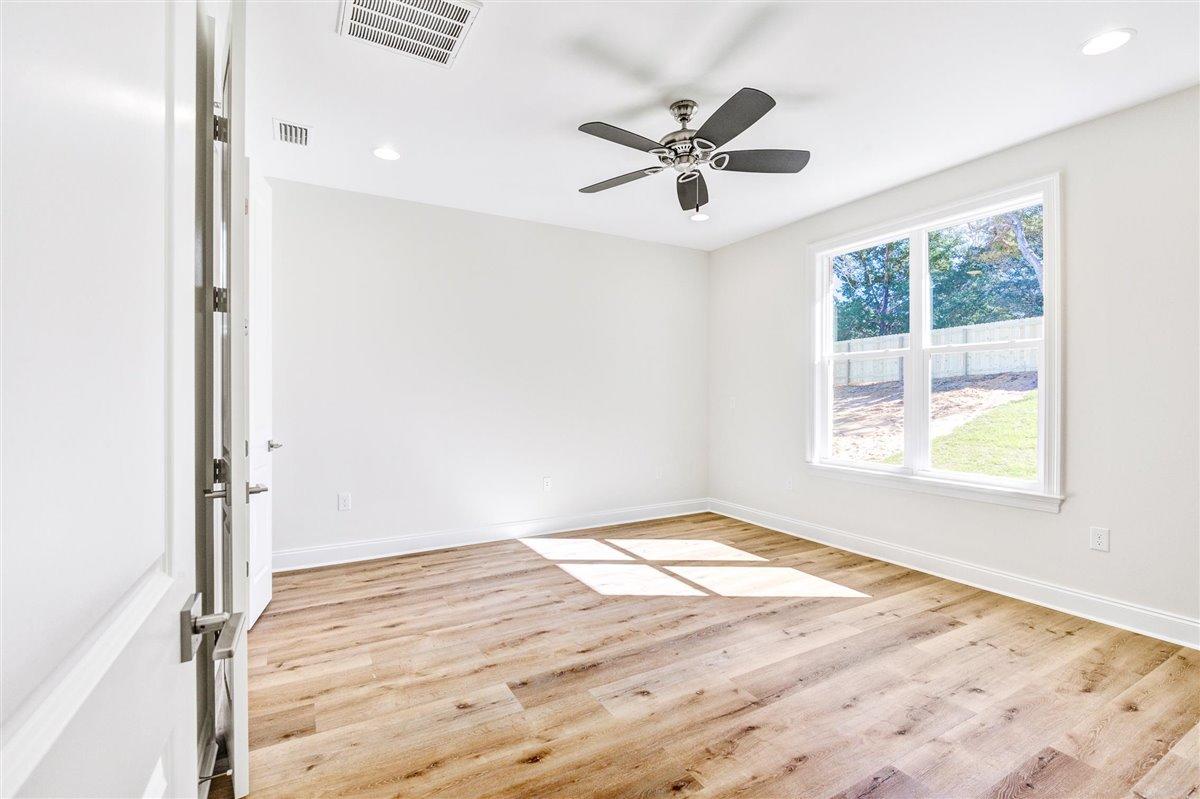 RAIDERS LANDING PH 1 - Residential