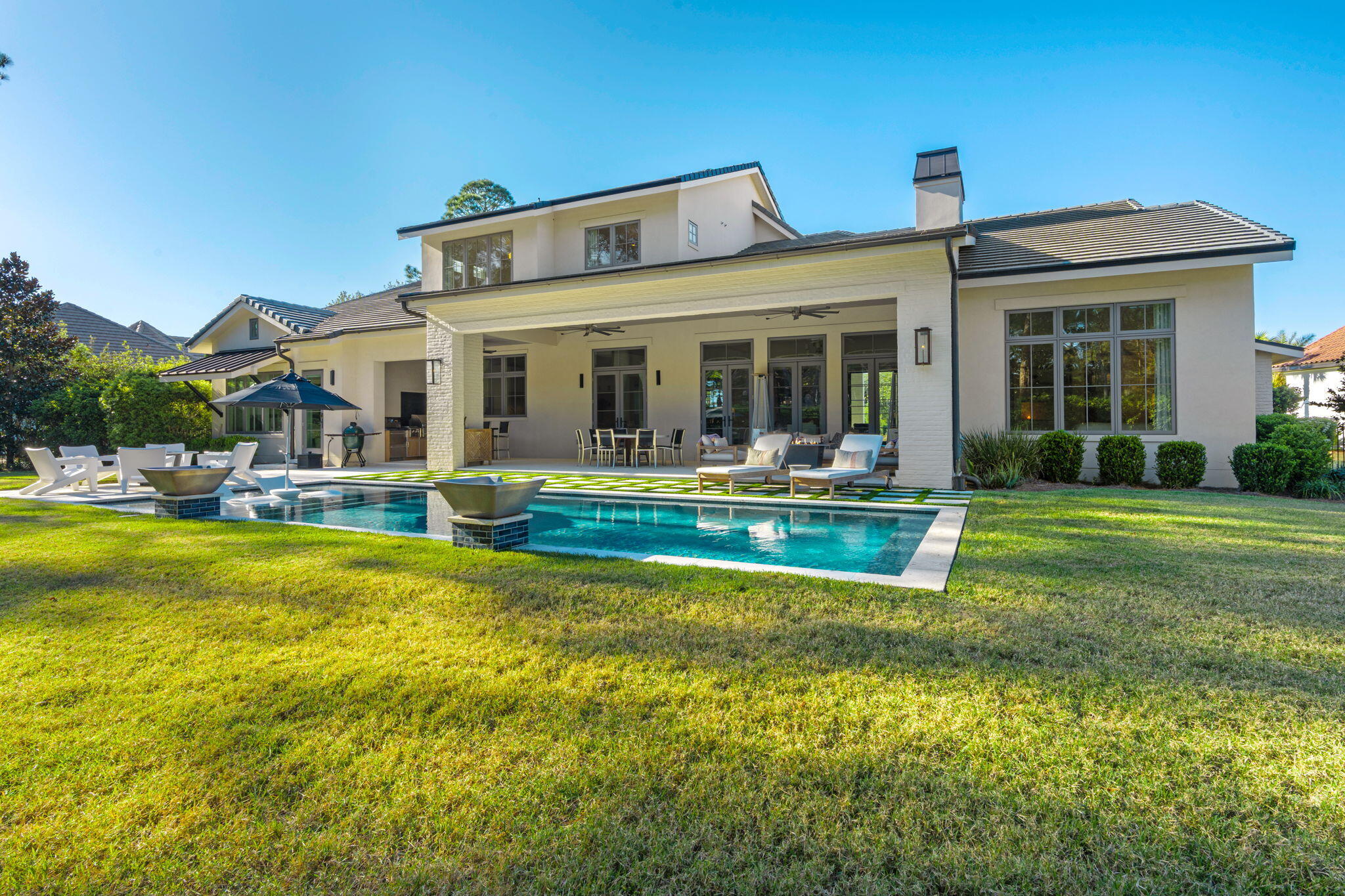 BURNT PINE - Residential