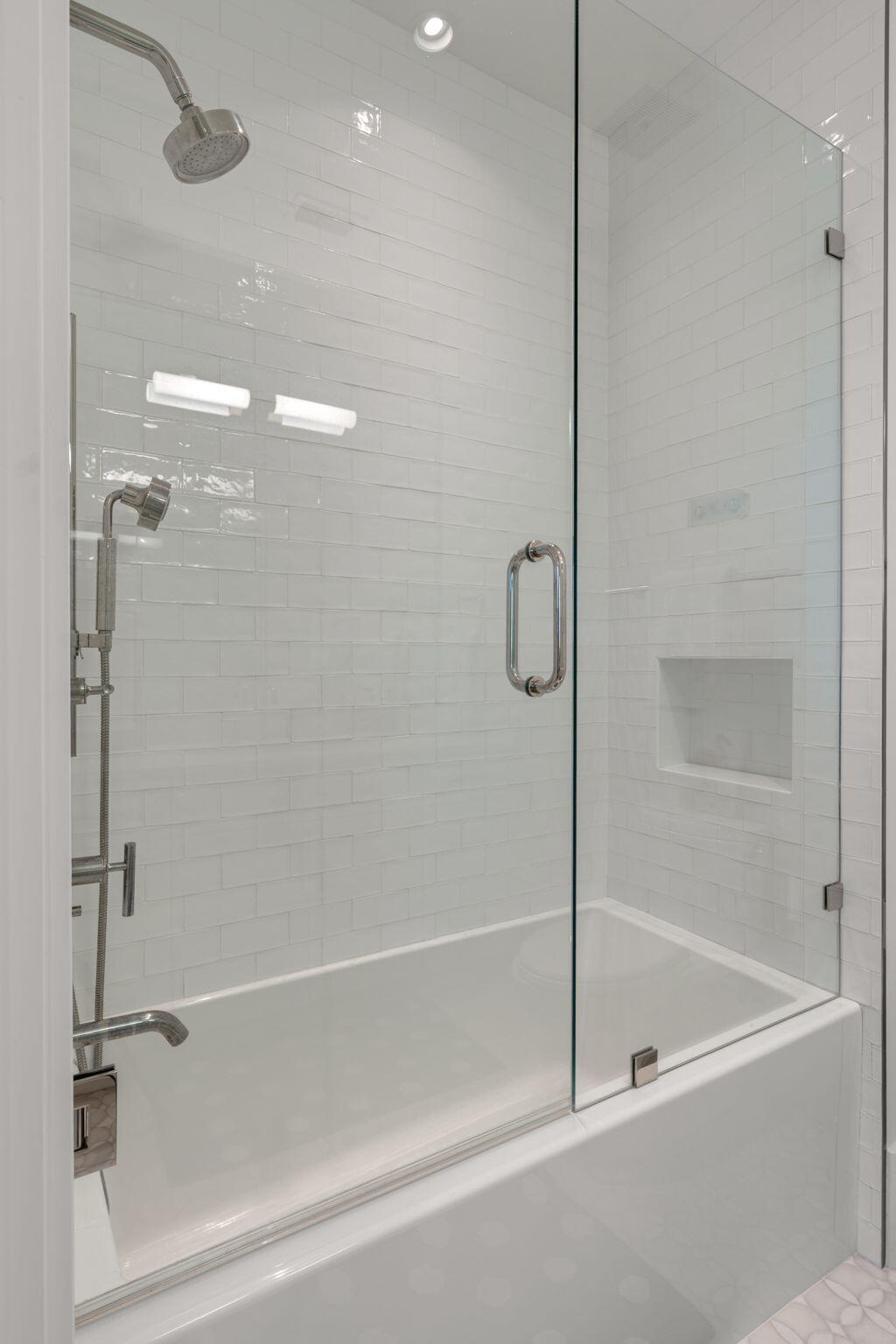 BURNT PINE - Residential