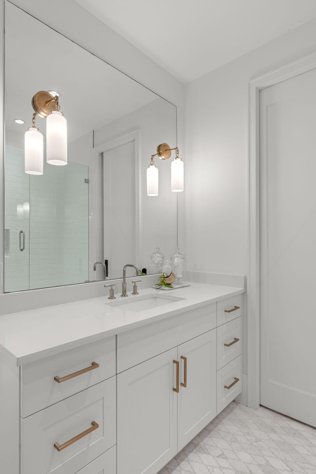 BURNT PINE - Residential