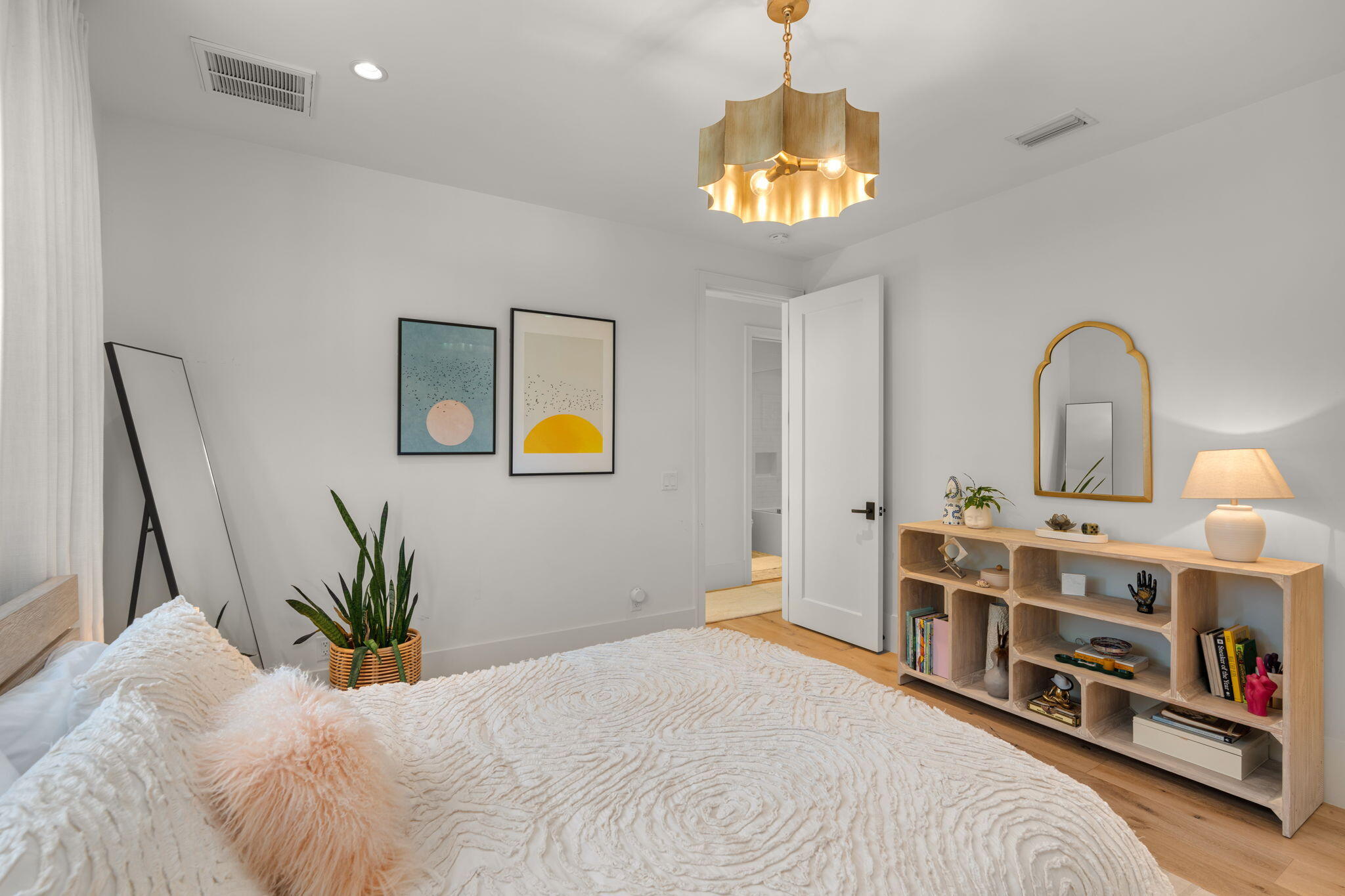 BURNT PINE - Residential