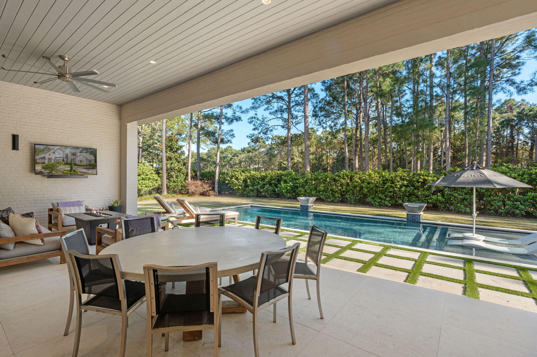 BURNT PINE - Residential