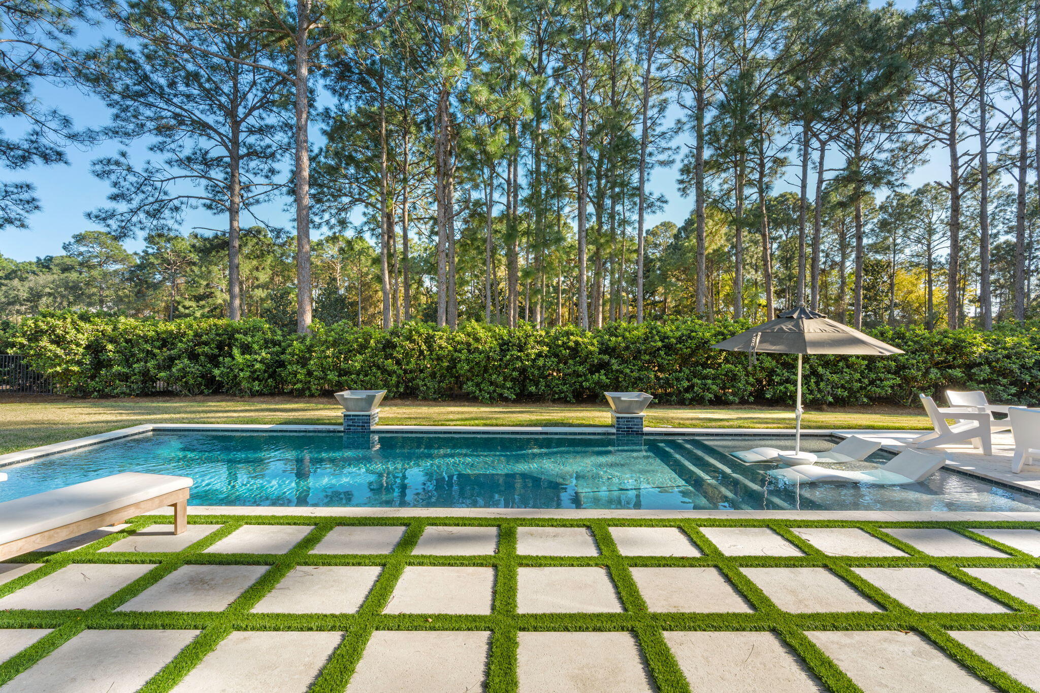 BURNT PINE - Residential