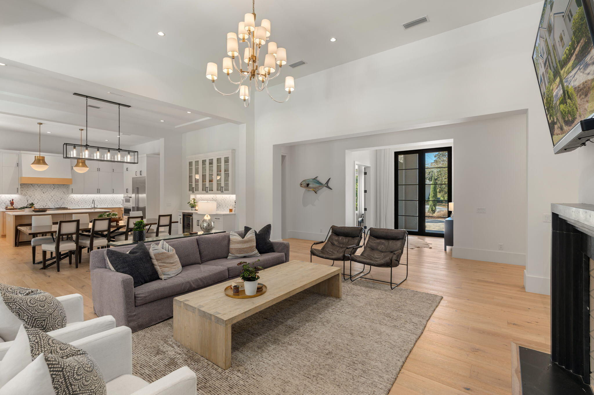 BURNT PINE - Residential