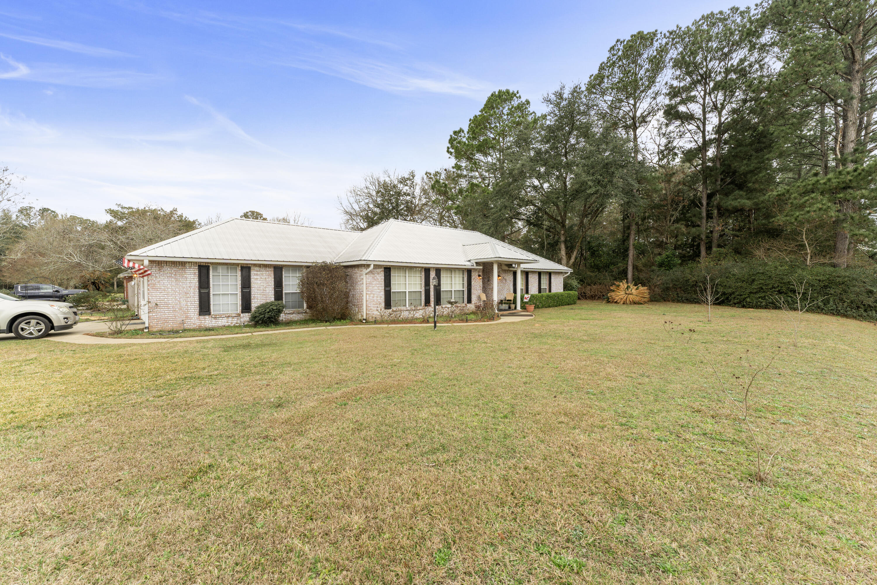 DOGWOOD ESTATES - Residential