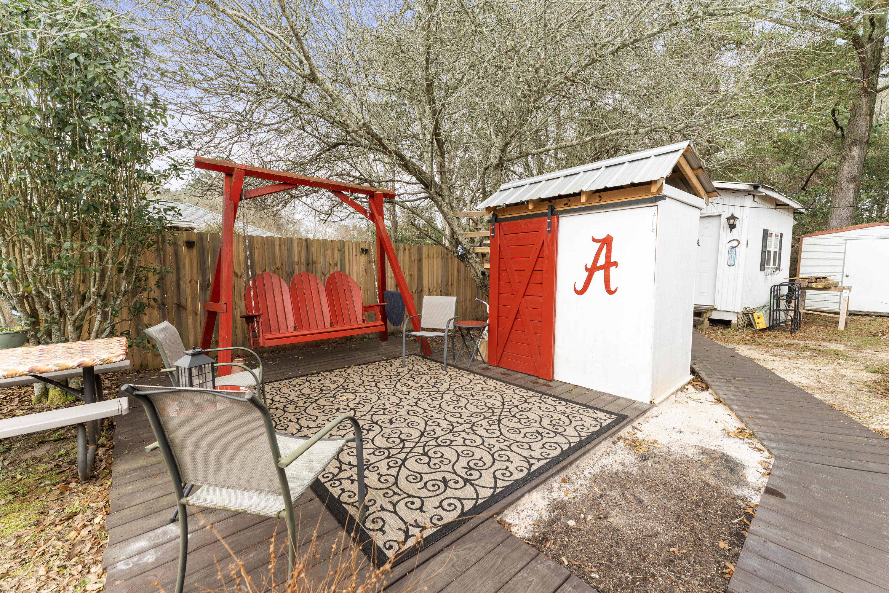 DOGWOOD ESTATES - Residential