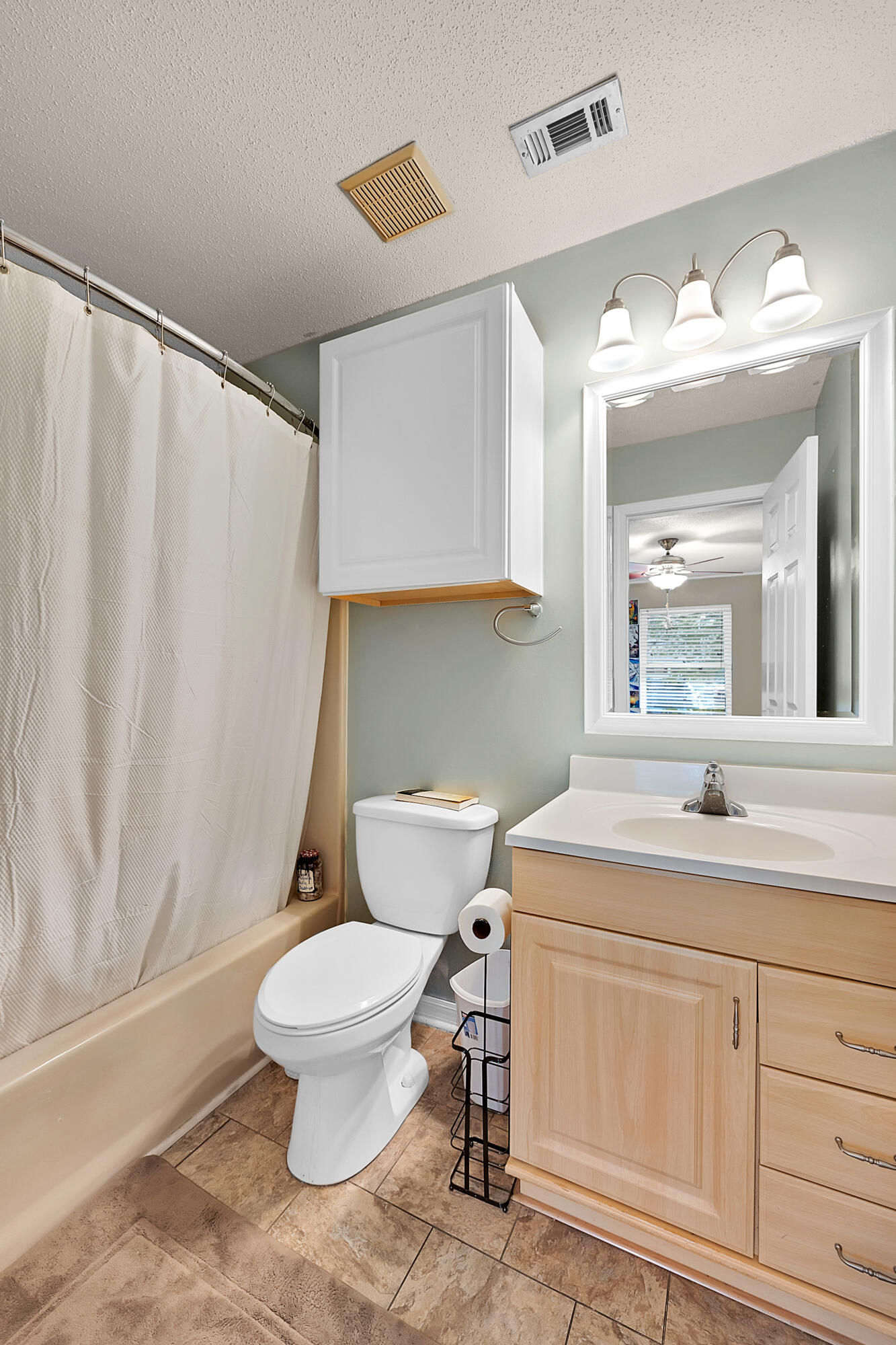 PINE MEADOWS 2ND ADDN - Residential