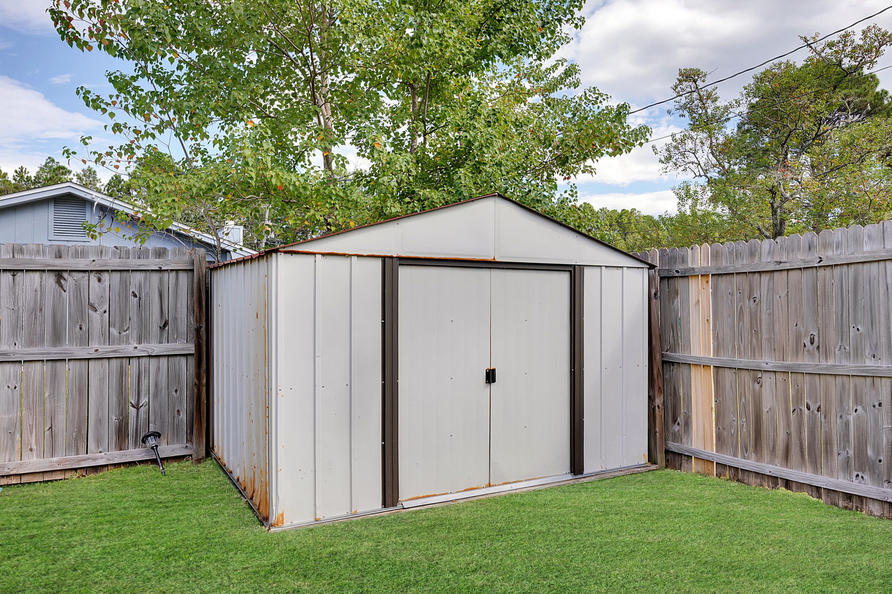 PINE MEADOWS 2ND ADDN - Residential