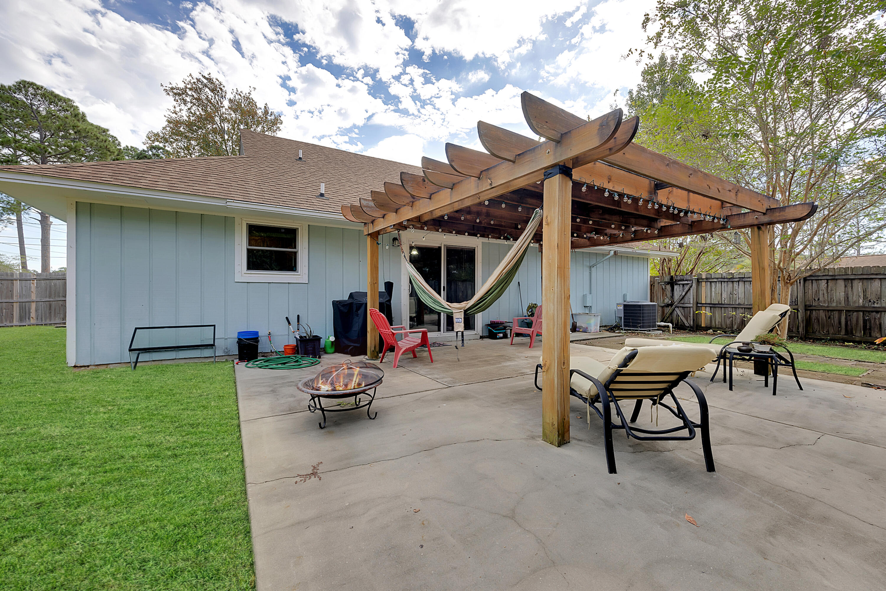 PINE MEADOWS 2ND ADDN - Residential