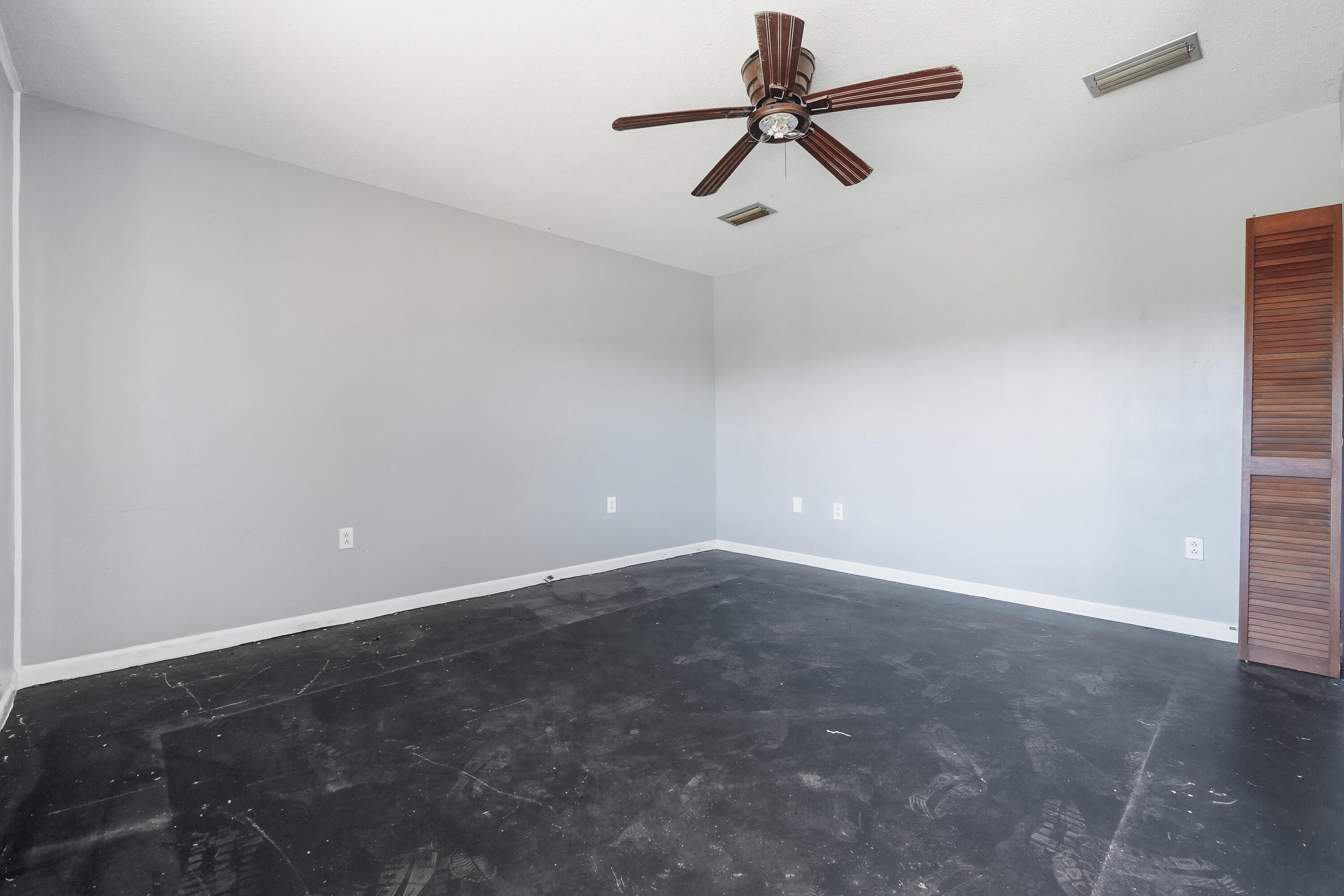 BAYOU POQUITO - Residential